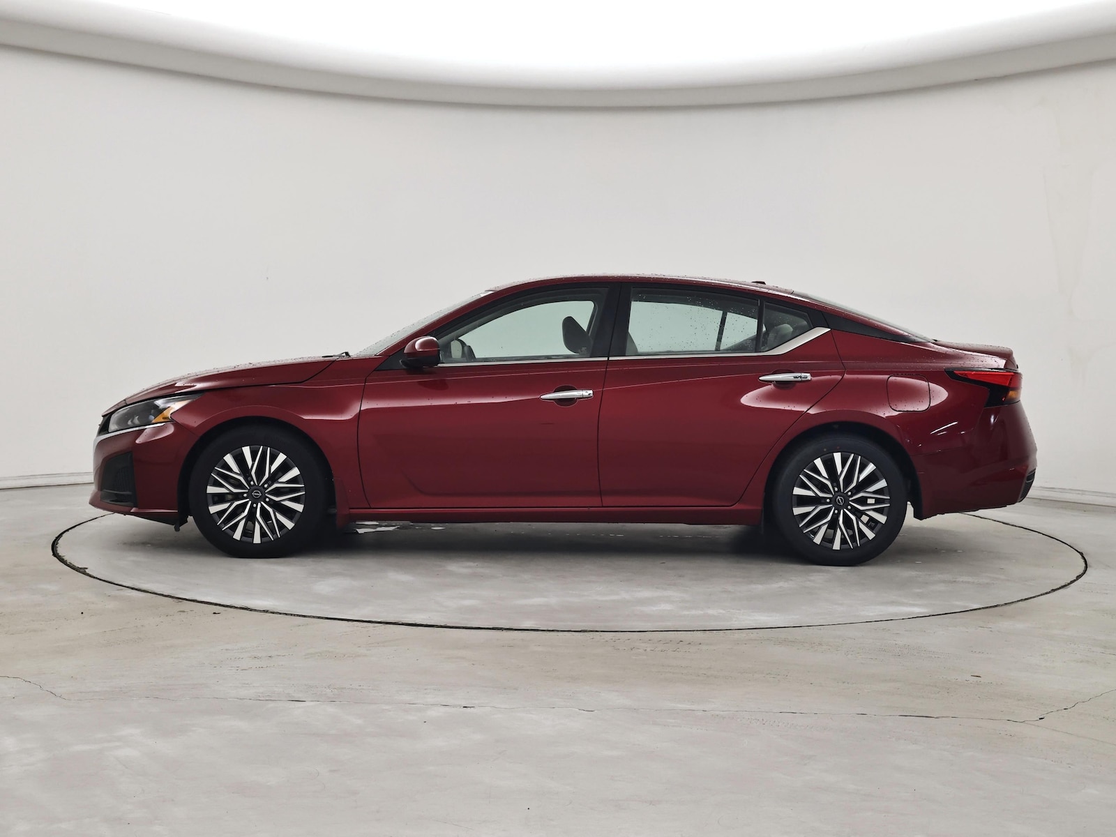 2023 Nissan Altima SV - Photo 4