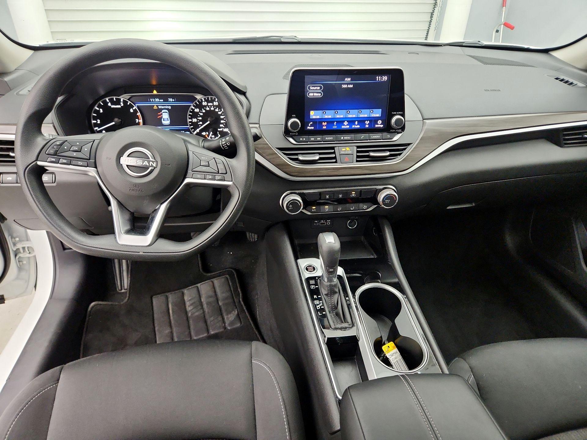 Thumbnail: 2024 Nissan Altima - 9