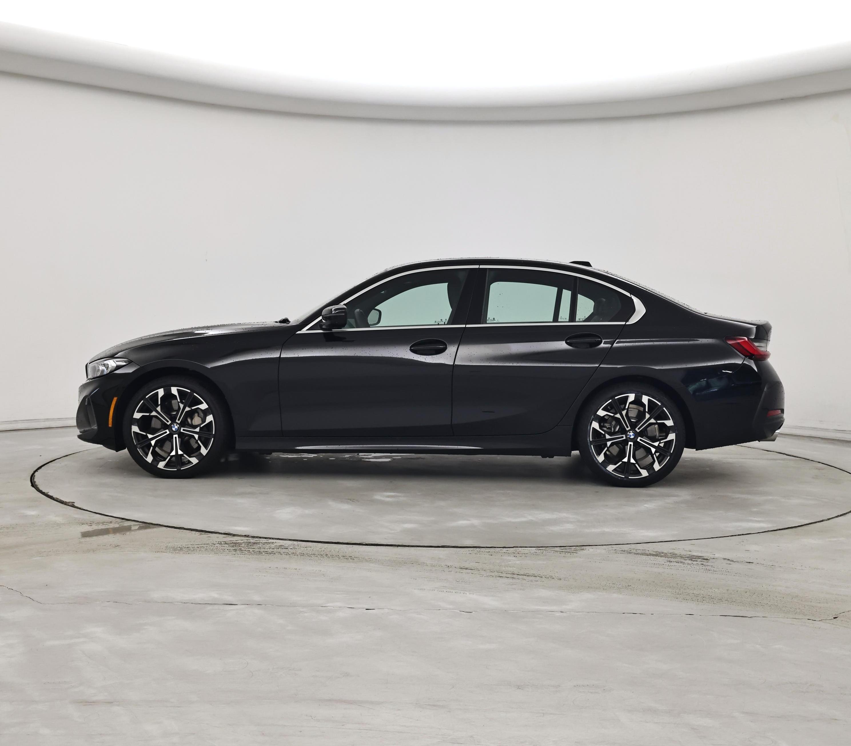 Thumbnail: 2025 BMW 3 Series - 3