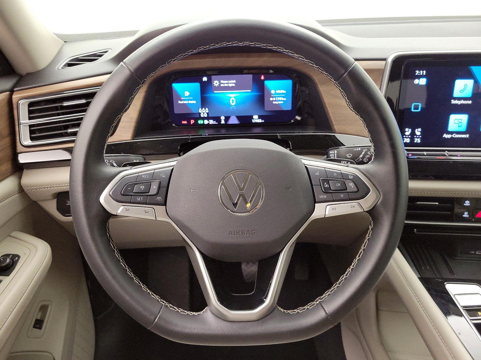 Thumbnail: 2025 Volkswagen Atlas - 10