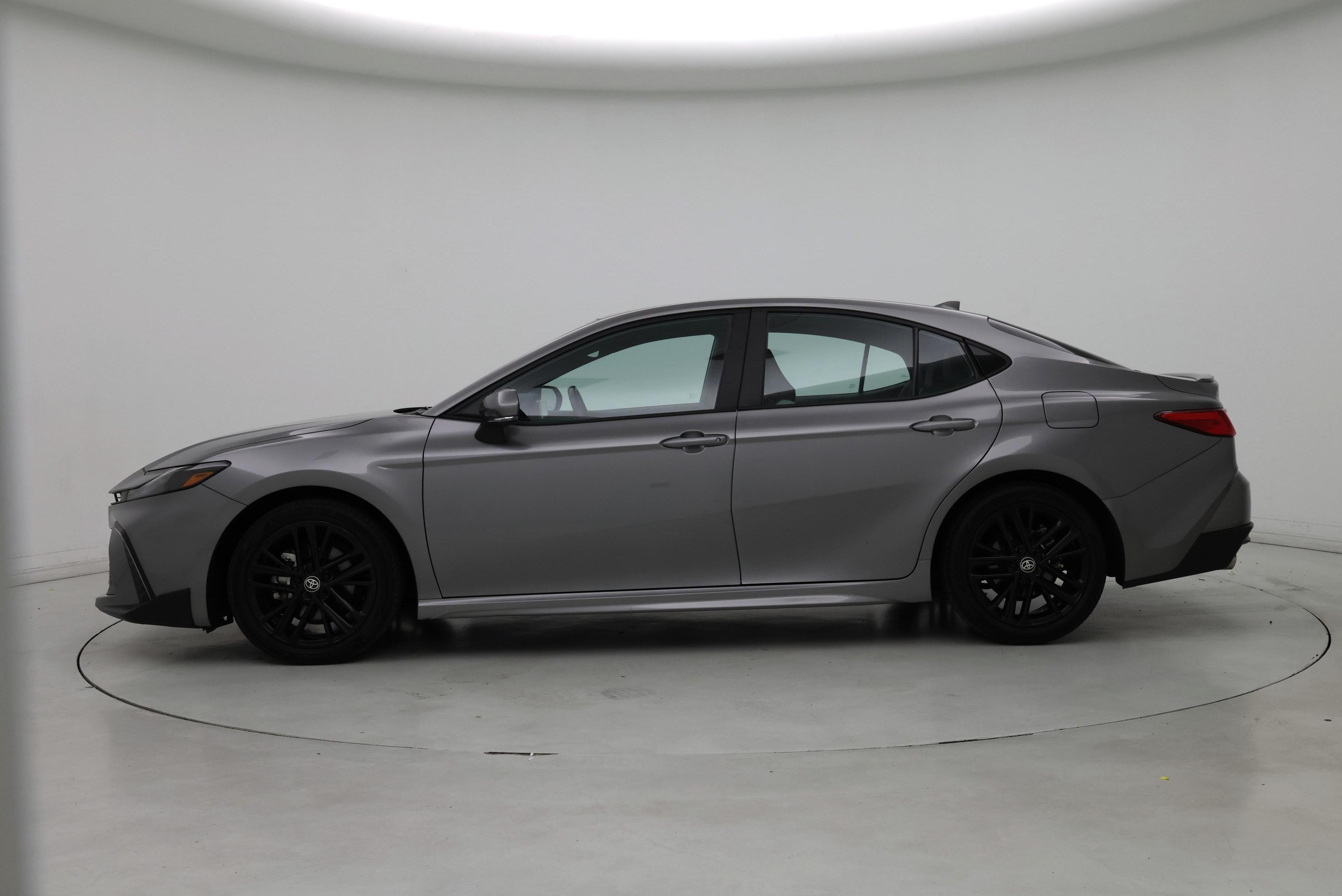 Thumbnail: 2025 Toyota Camry - 3