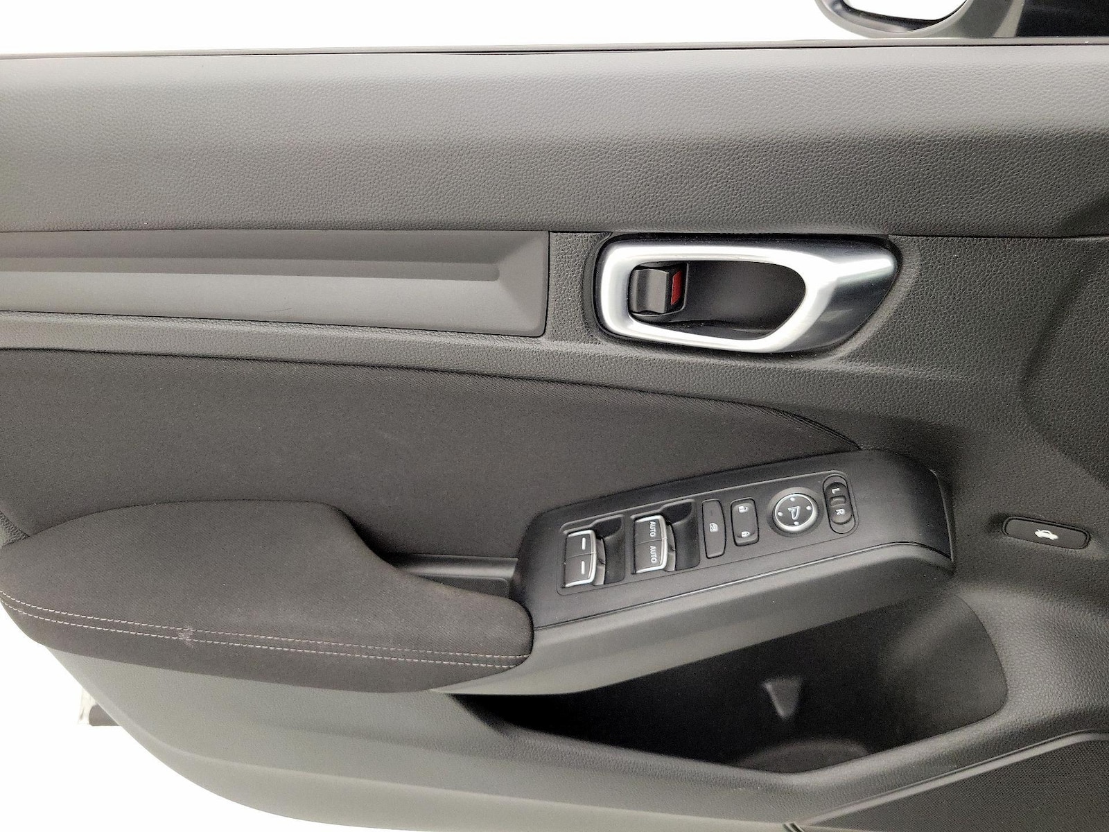 2025 Honda Civic Sport - Photo 13