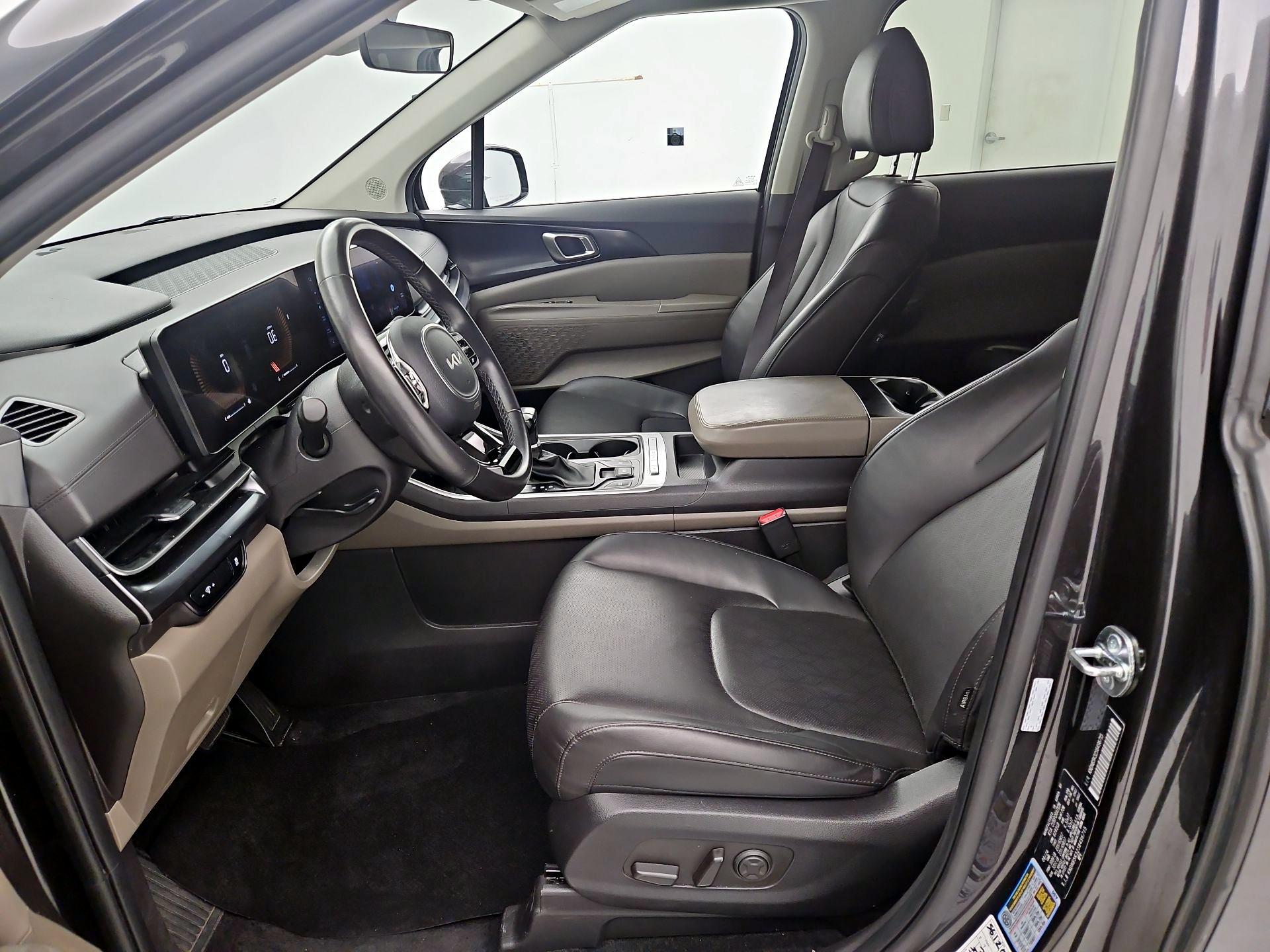 Thumbnail: 2025 Kia Carnival - 11