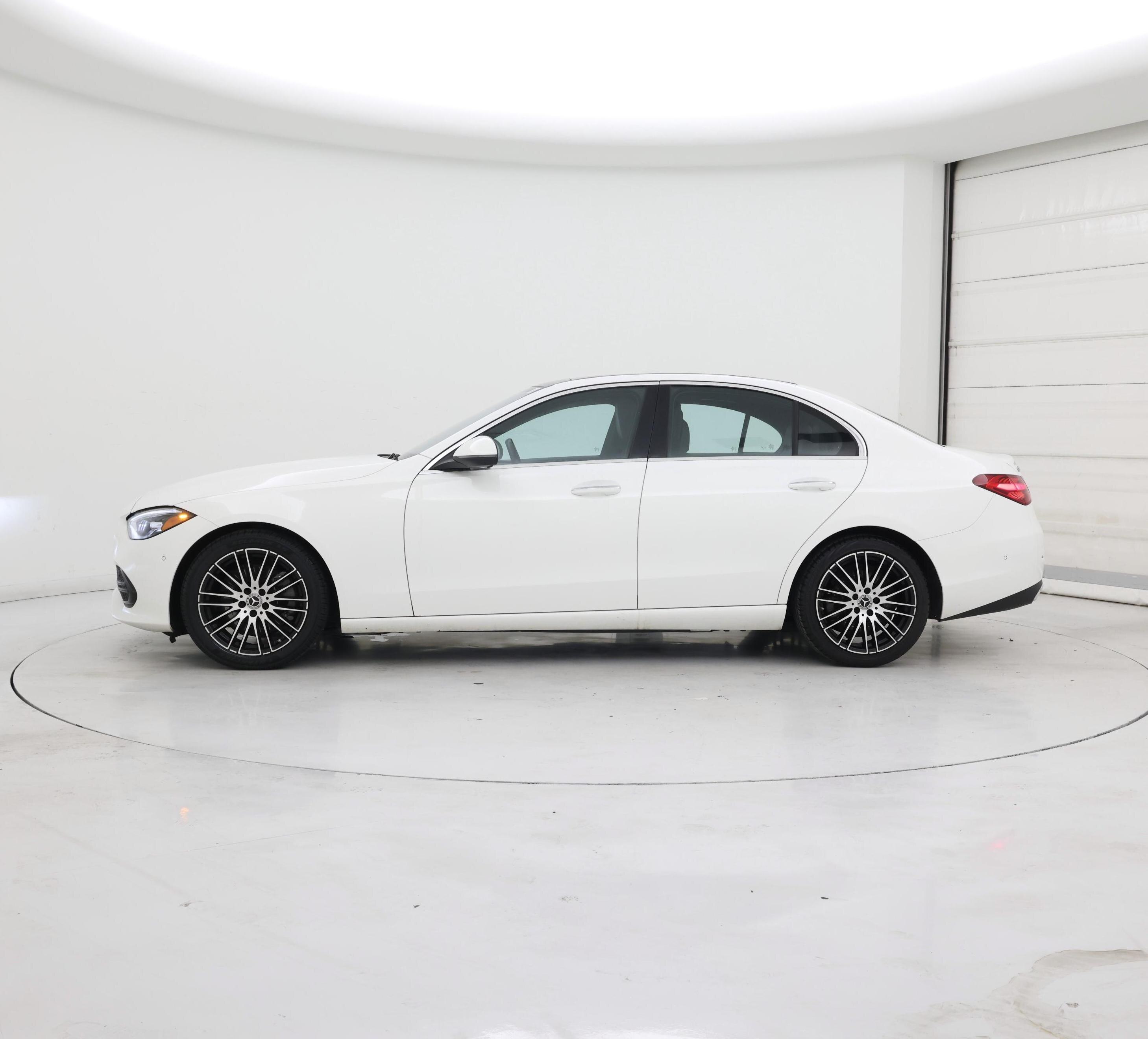 Thumbnail: 2024 Mercedes-Benz C-Class - 3