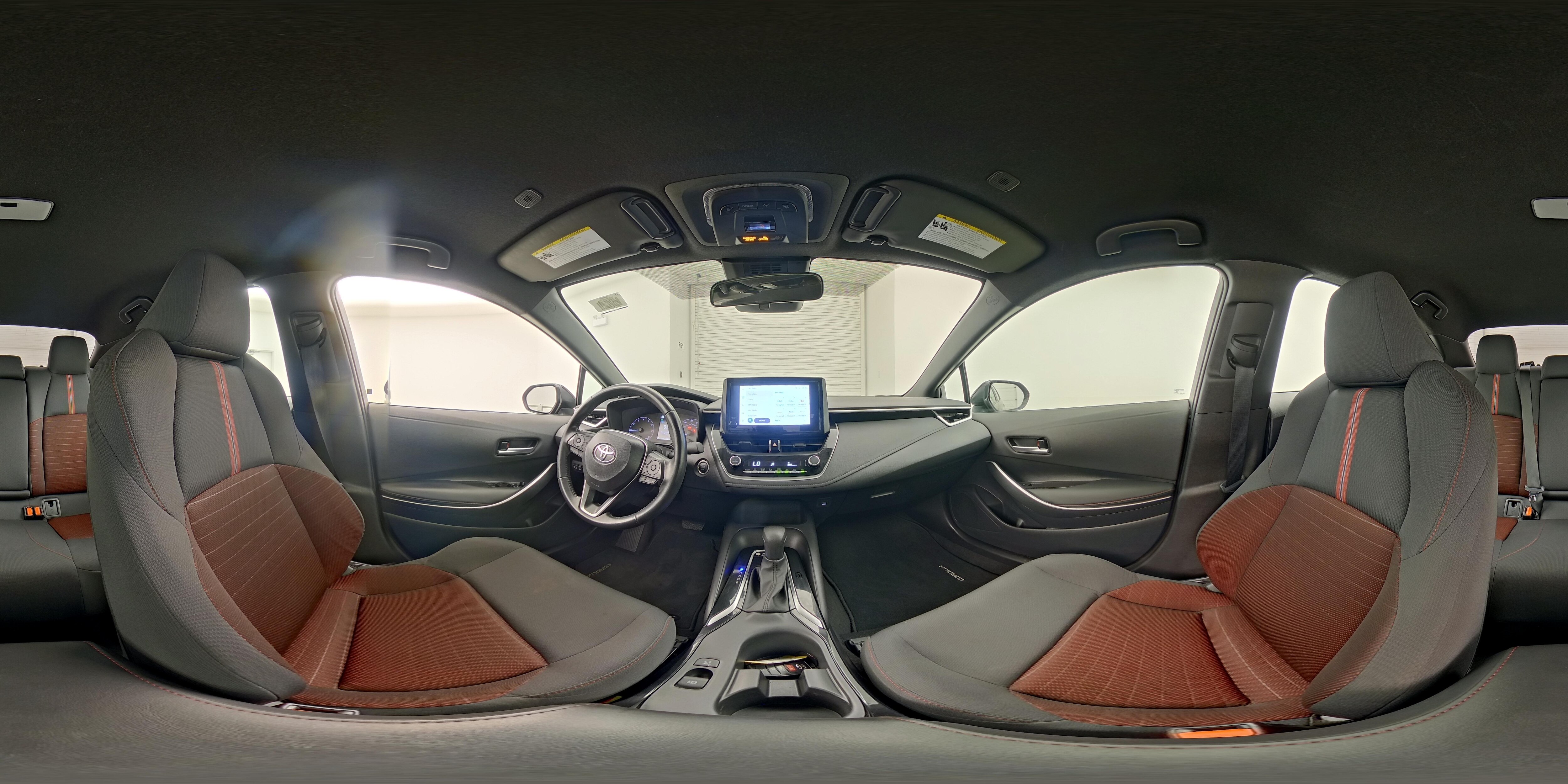 2025 Toyota Corolla SE - Photo 24