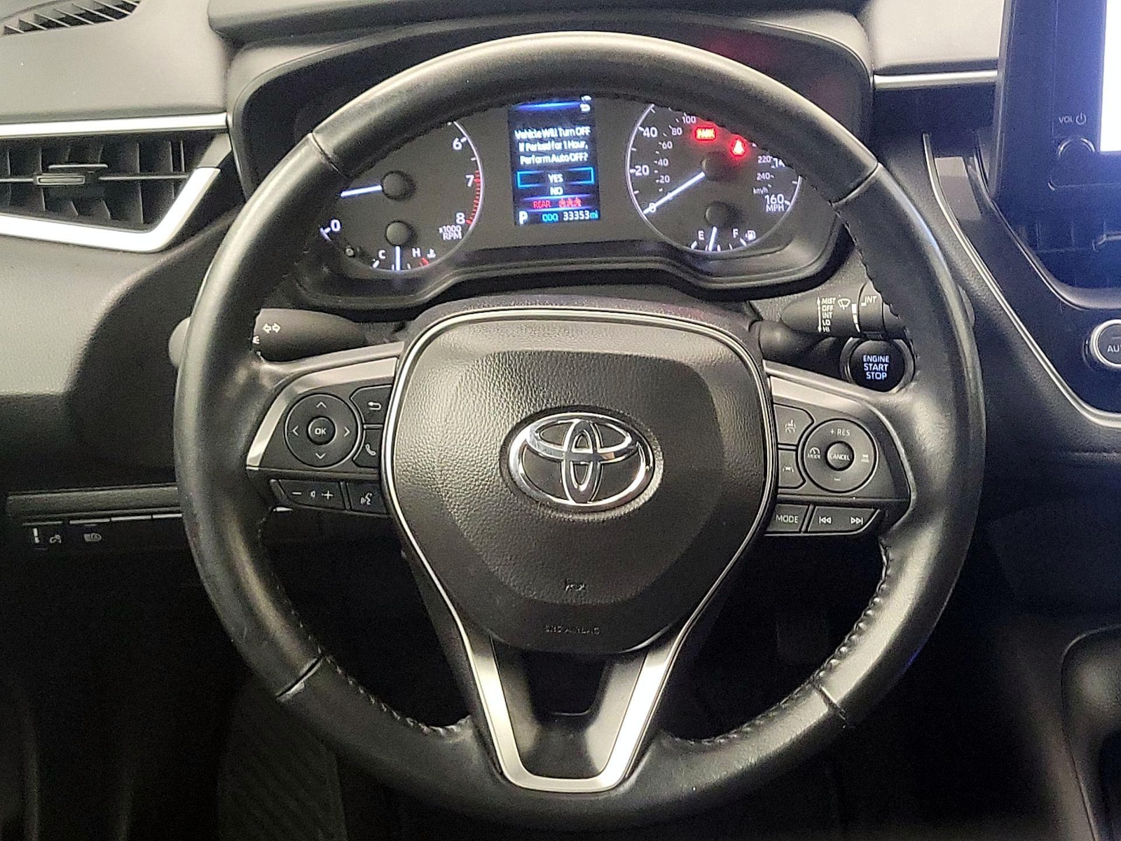 2025 Toyota Corolla SE - Photo 11