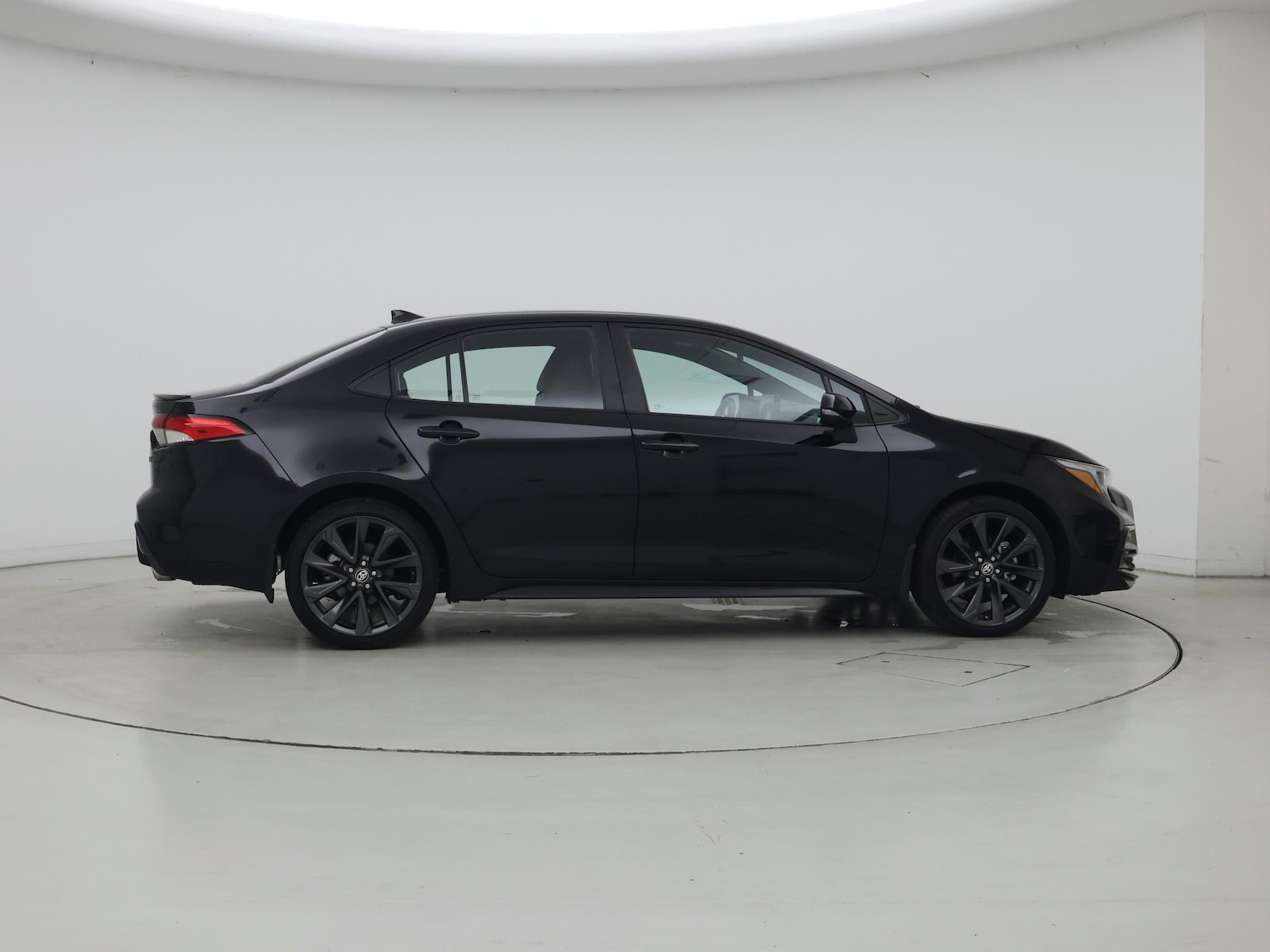 2025 Toyota Corolla SE - Photo 8