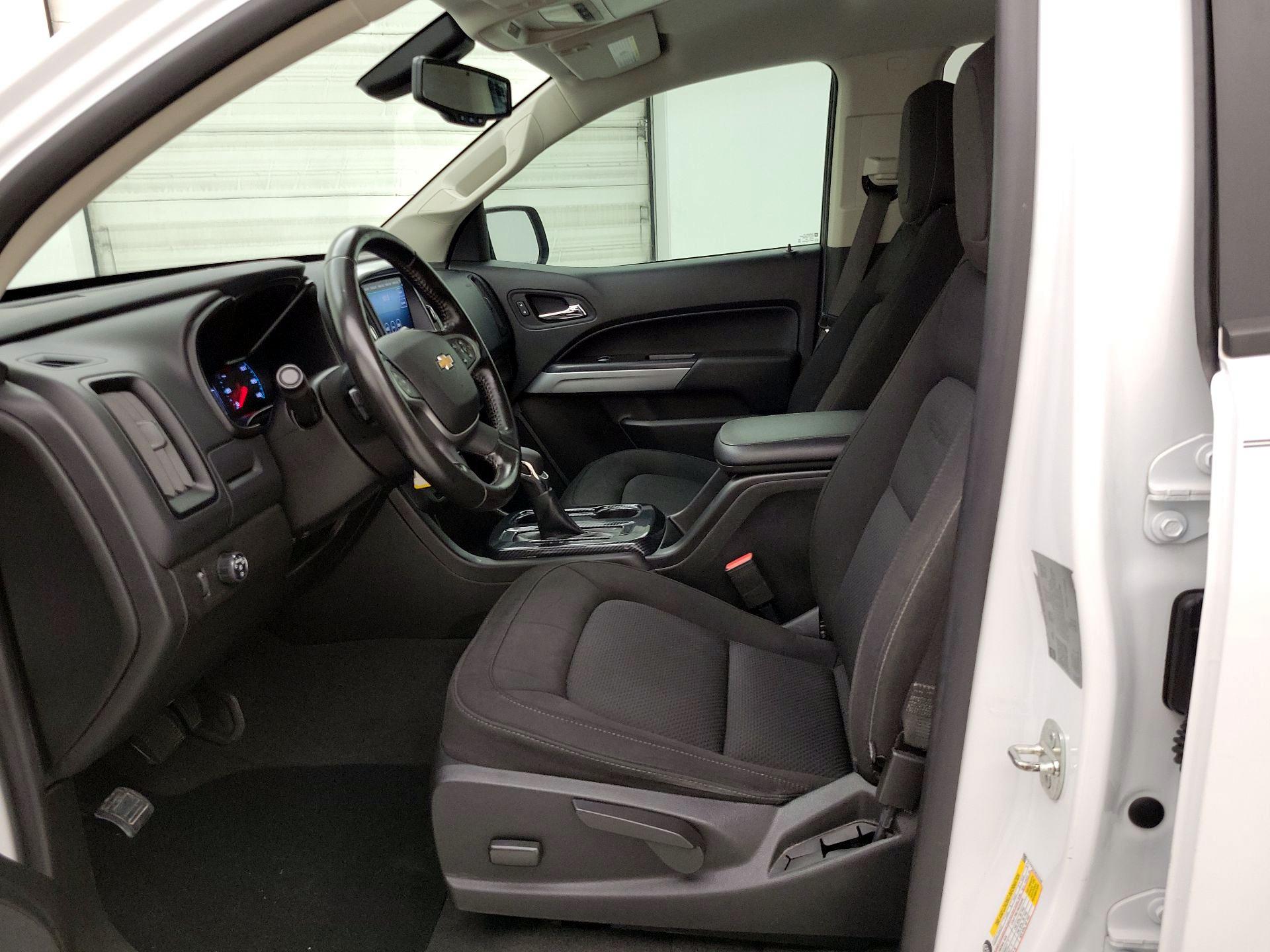 Thumbnail: 2022 Chevrolet Colorado - 11