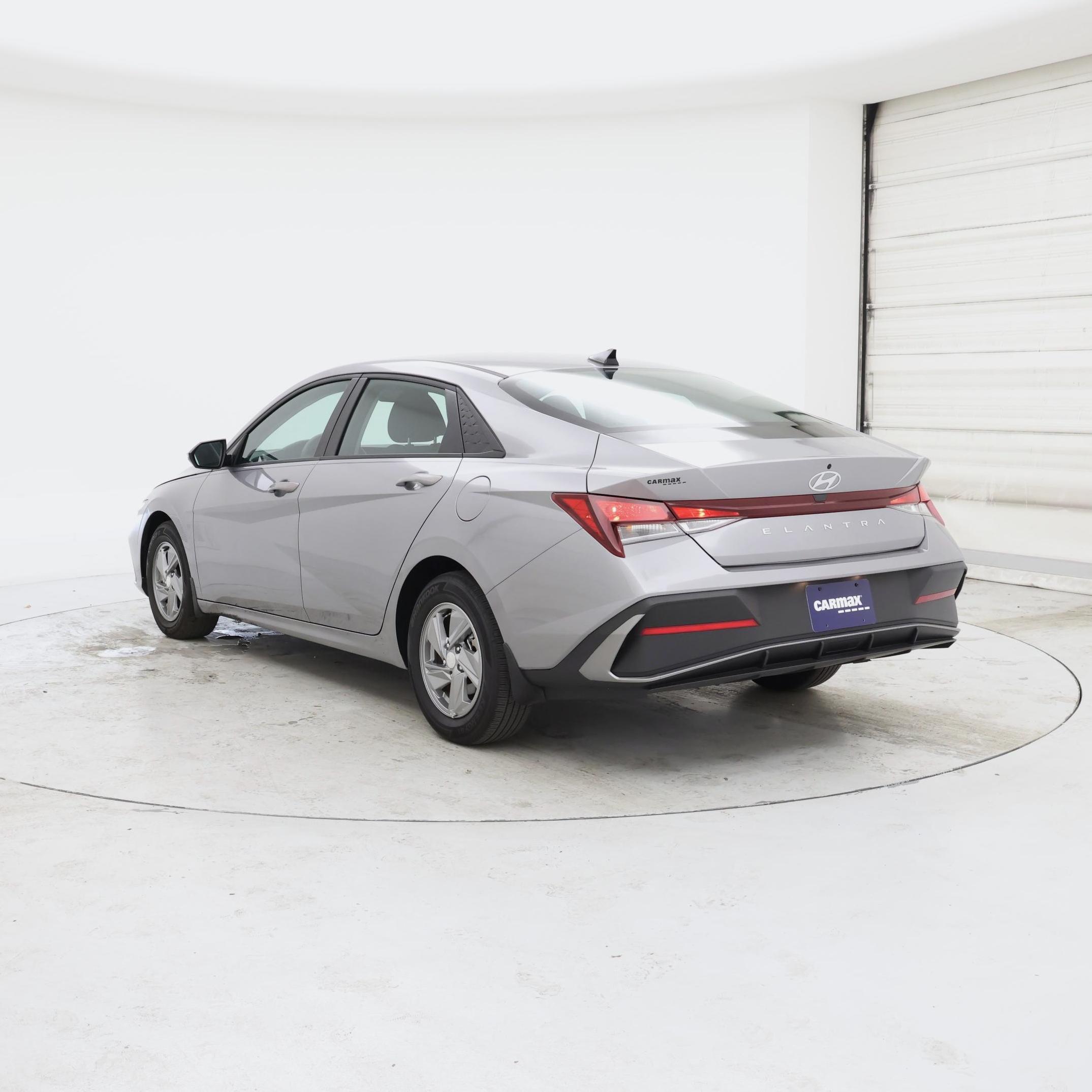 Thumbnail: 2025 Hyundai Elantra - 2
