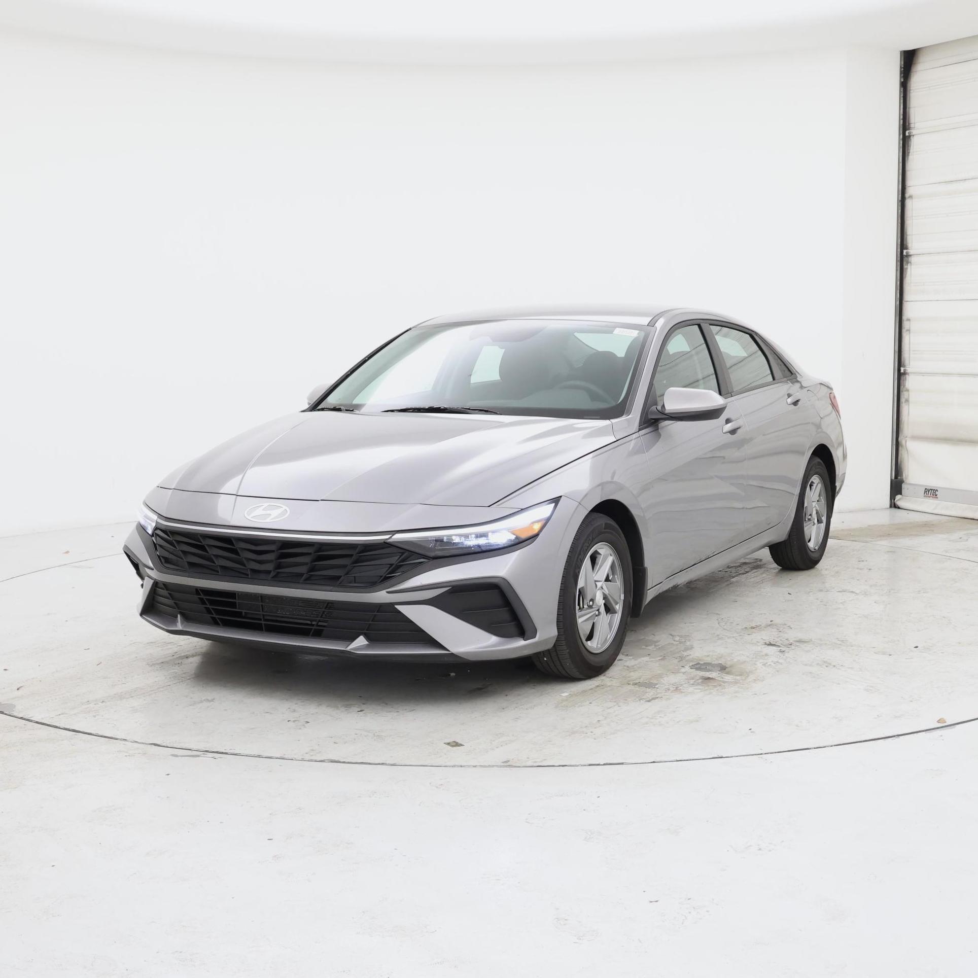 Thumbnail: 2025 Hyundai Elantra - 4