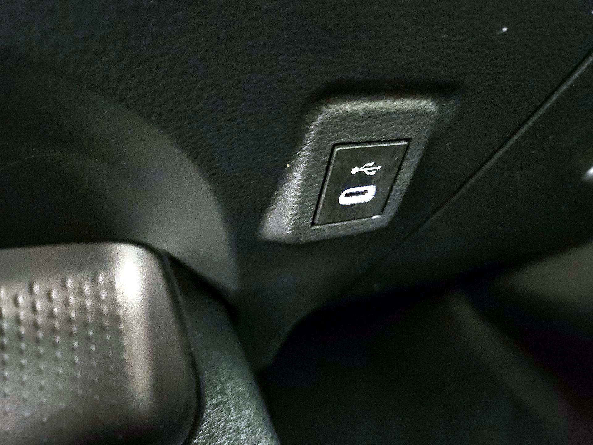 Thumbnail: 2024 Toyota Corolla - 18
