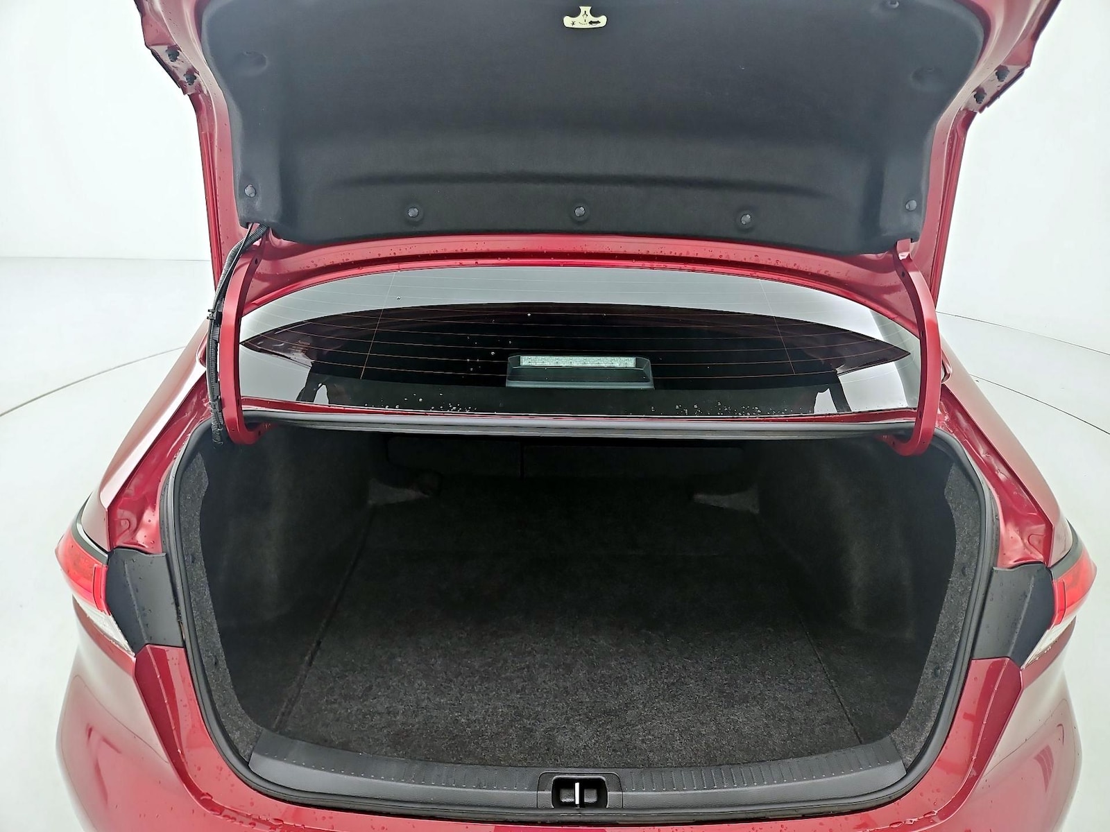 2025 Toyota Corolla LE - Photo 21