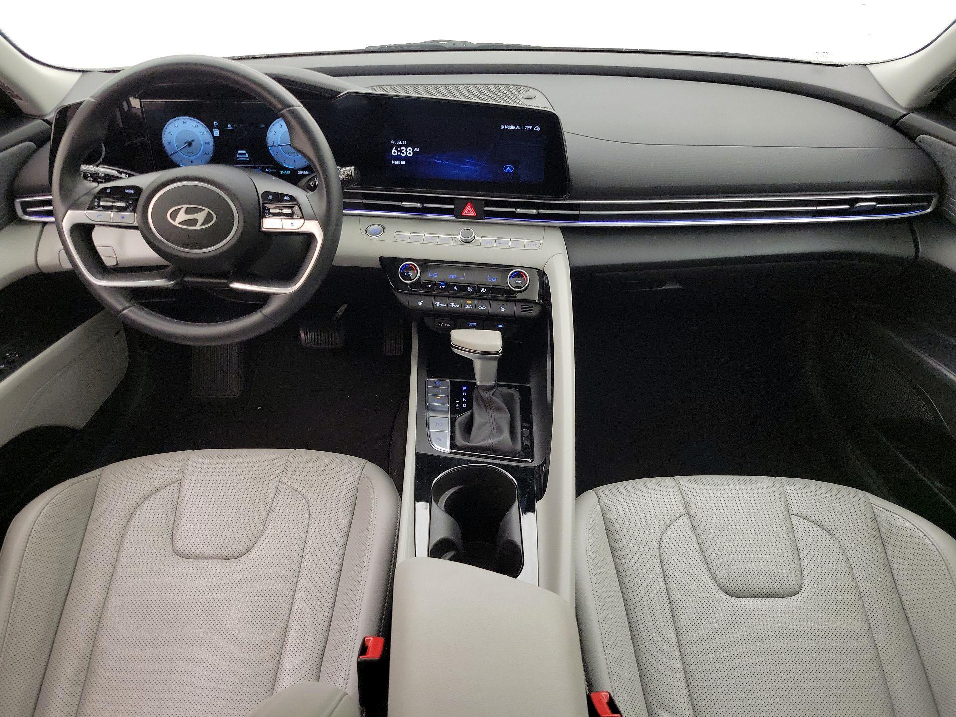 Thumbnail: 2024 Hyundai Elantra - 9