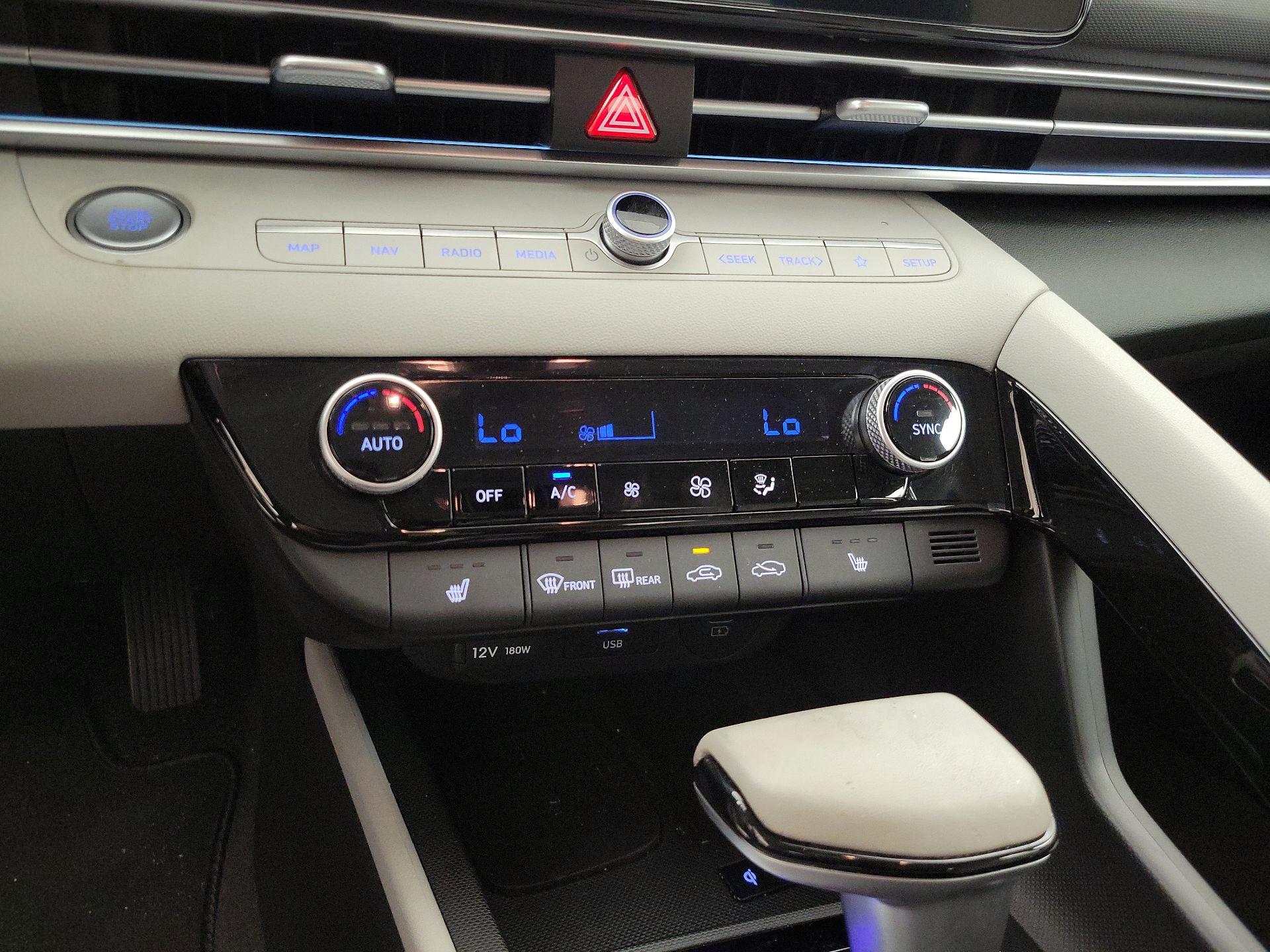 Thumbnail: 2024 Hyundai Elantra - 16