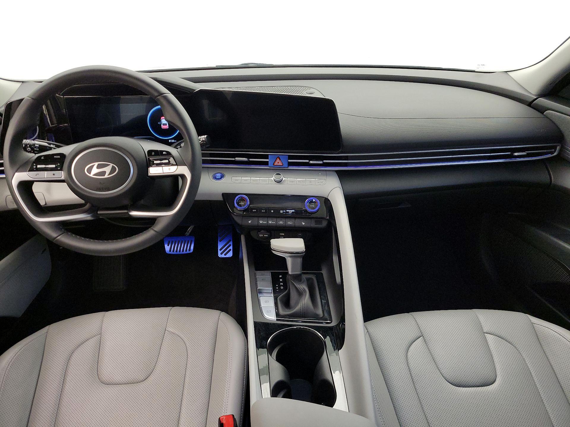 Thumbnail: 2025 Hyundai Elantra - 9