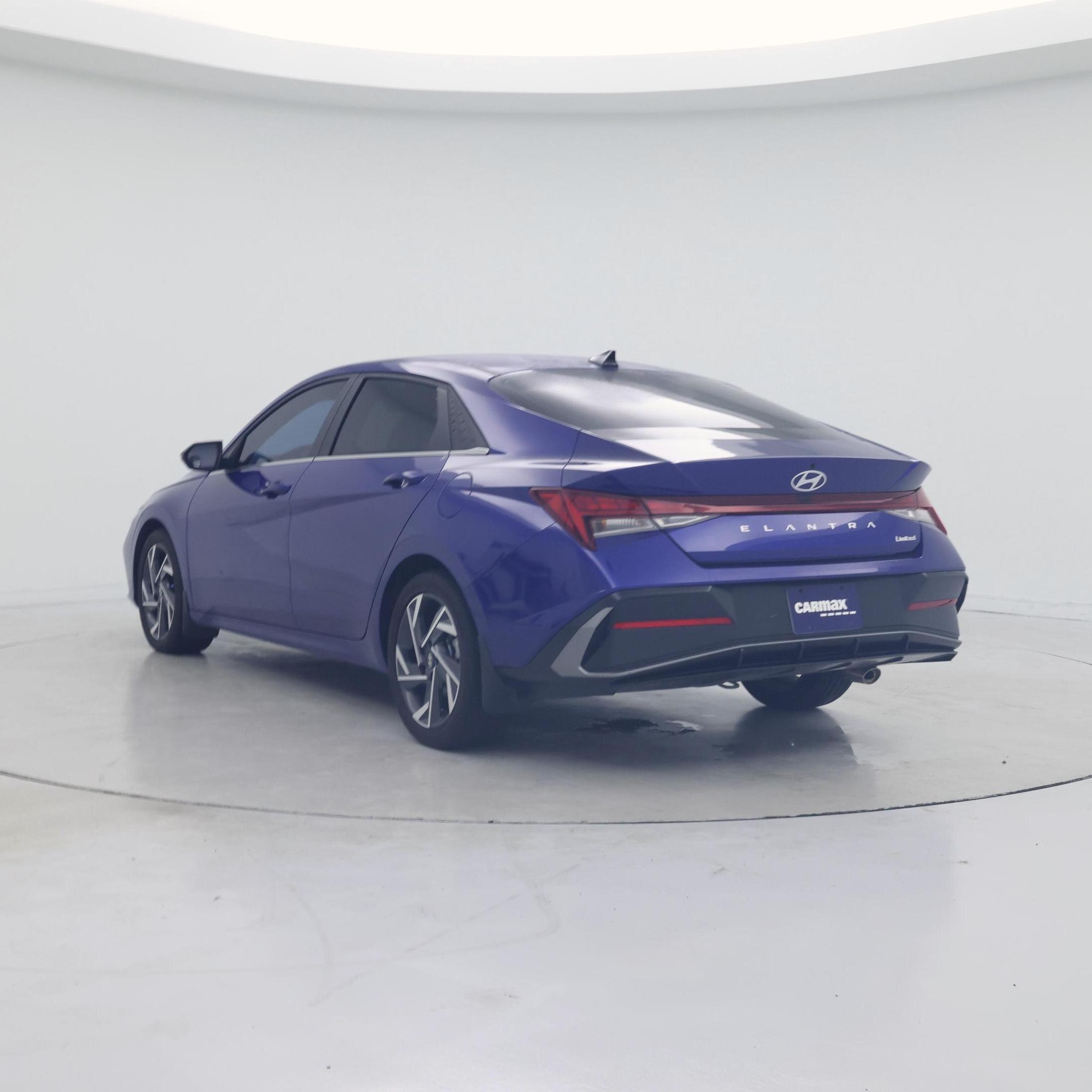 Thumbnail: 2025 Hyundai Elantra - 2