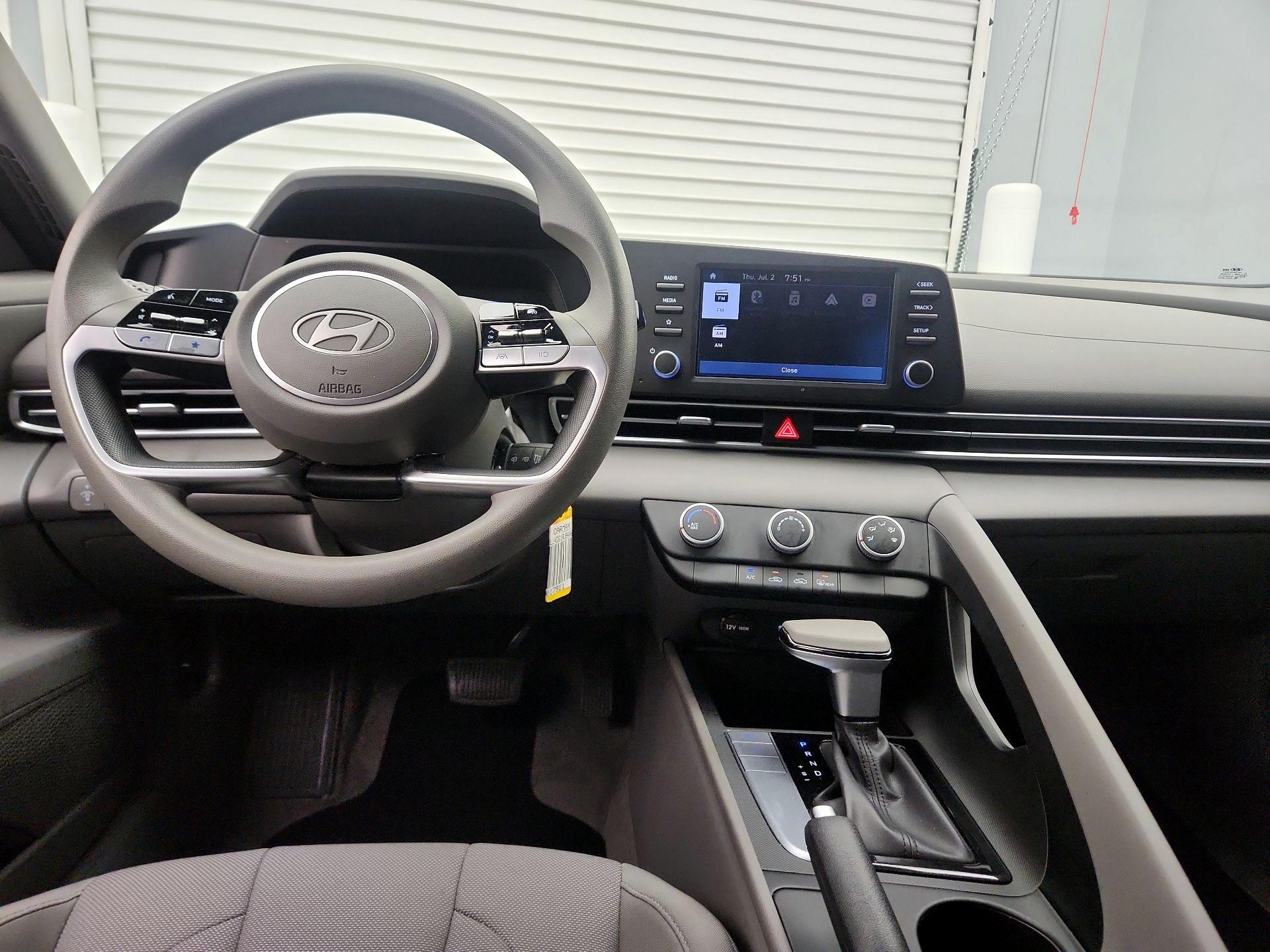 Thumbnail: 2024 Hyundai Elantra - 9