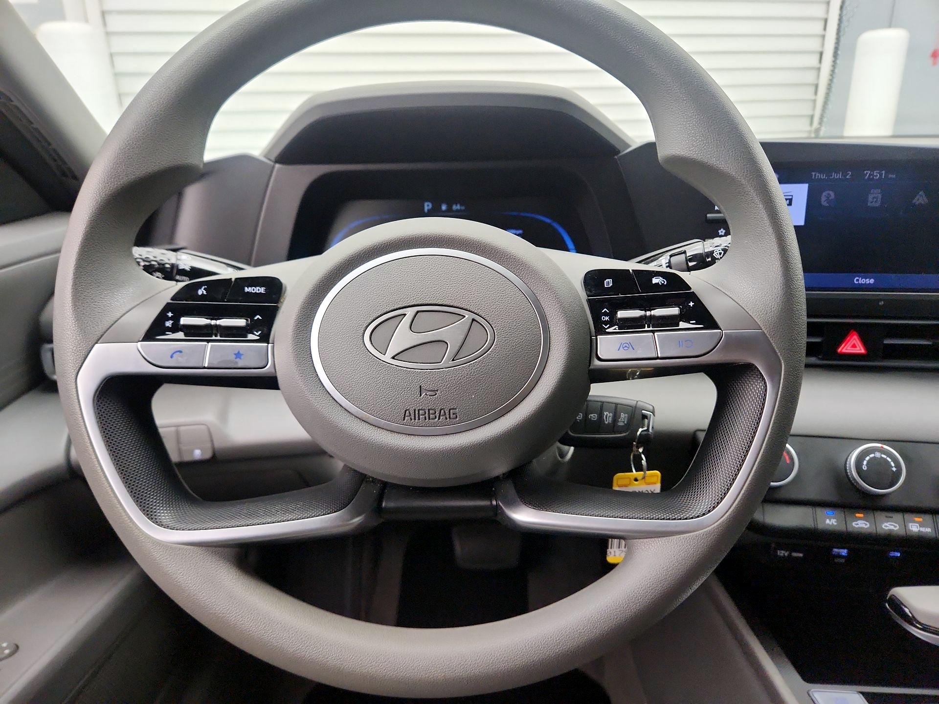 Thumbnail: 2024 Hyundai Elantra - 10