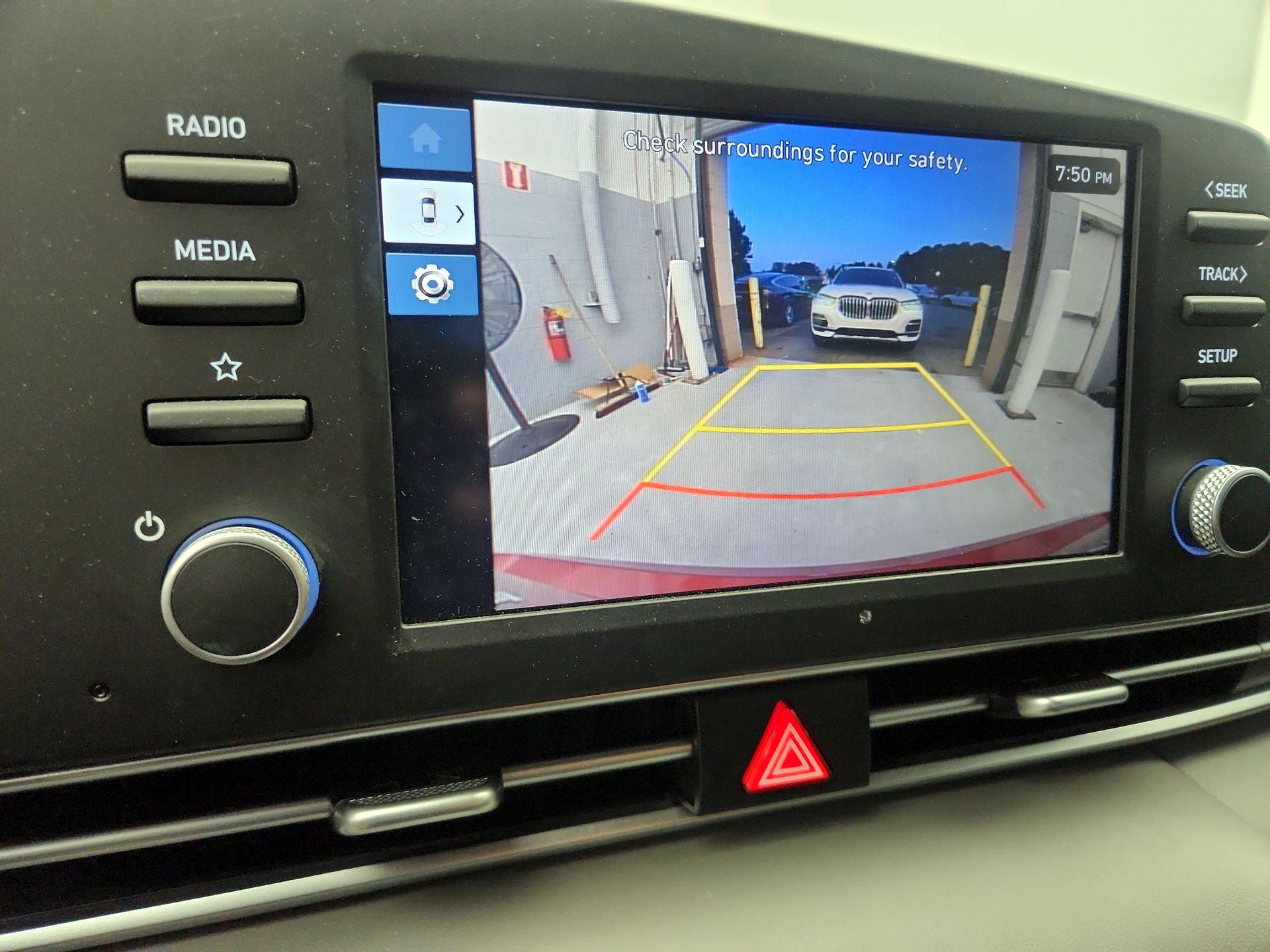 Thumbnail: 2024 Hyundai Elantra - 14