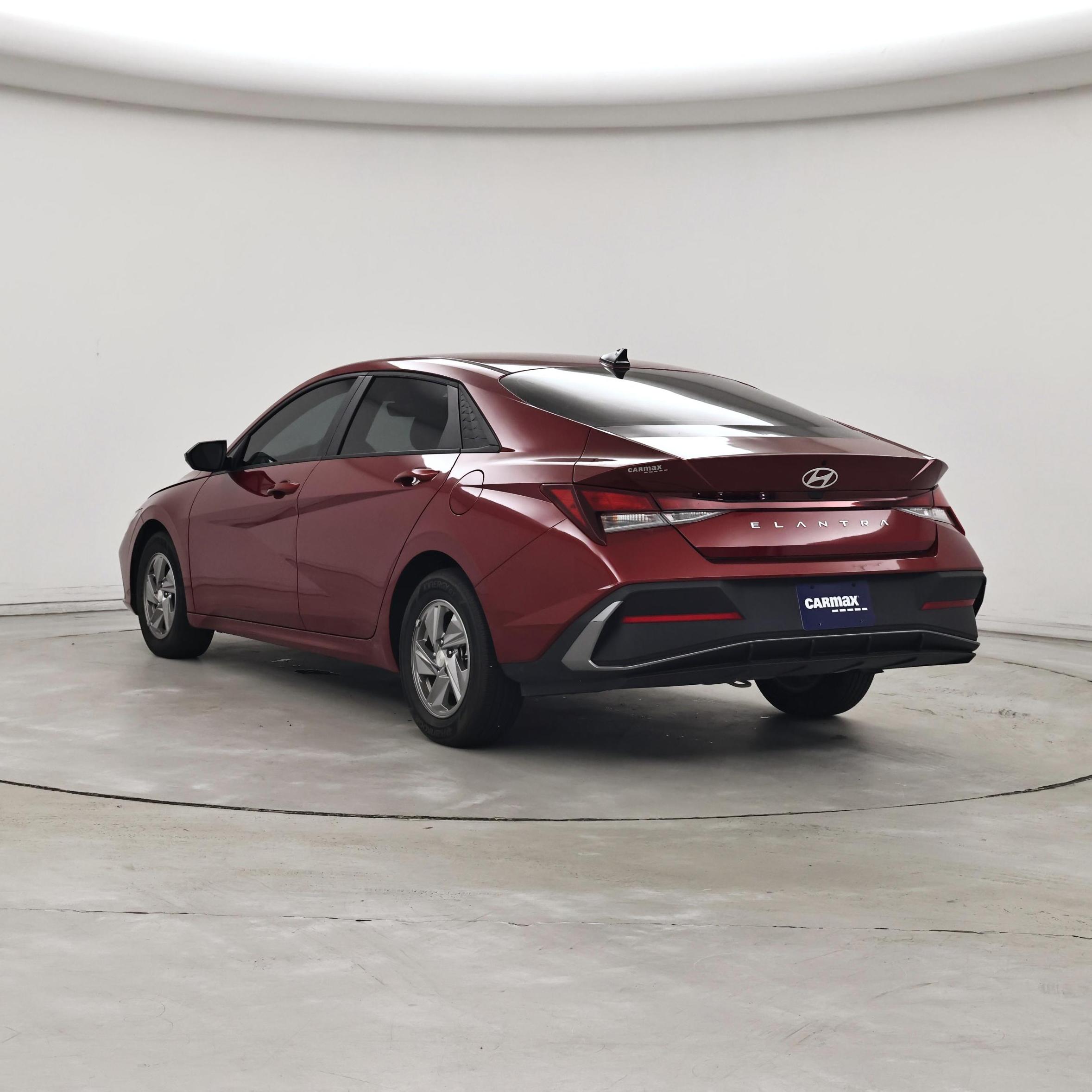 Thumbnail: 2024 Hyundai Elantra - 2