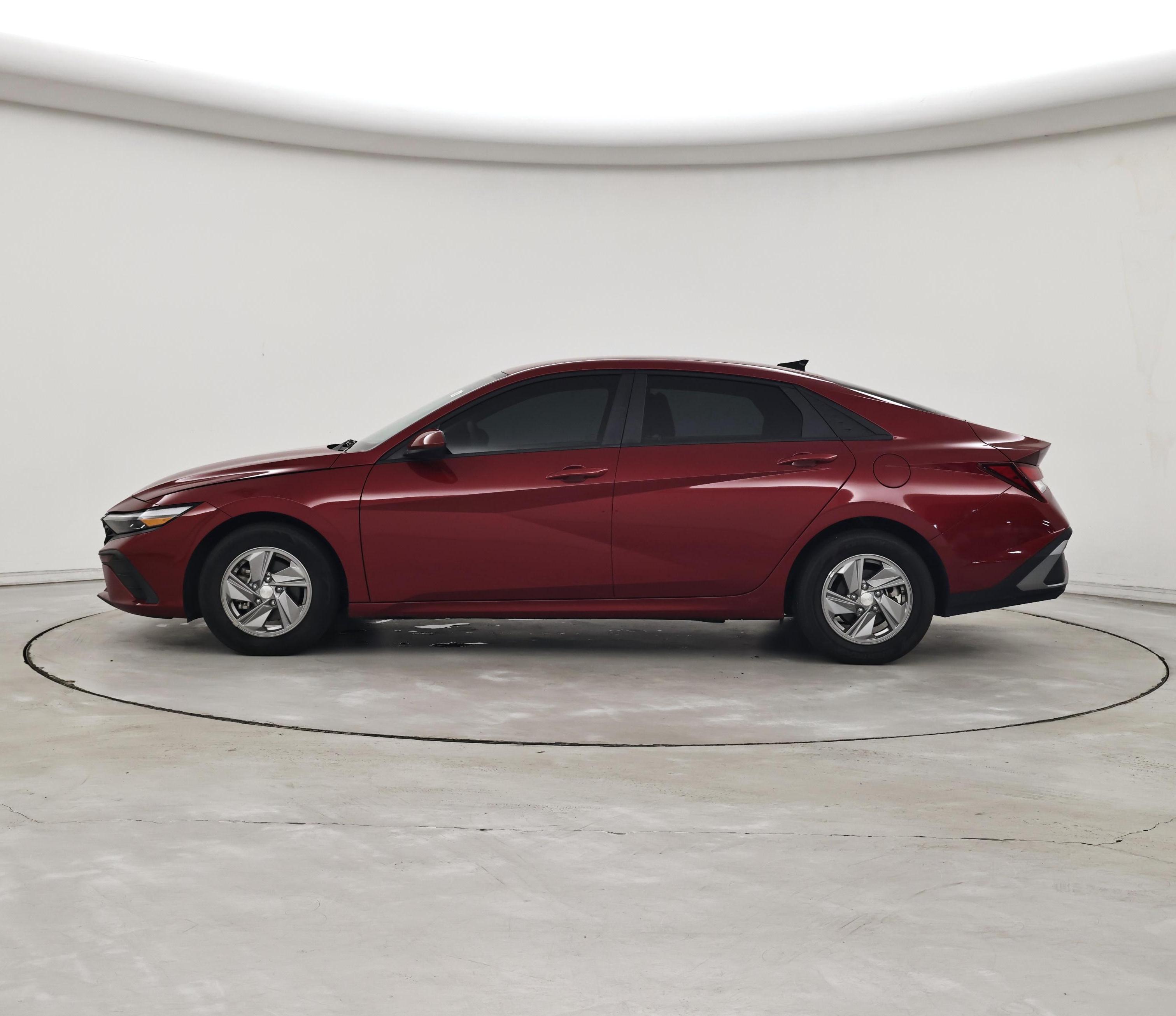 Thumbnail: 2024 Hyundai Elantra - 3