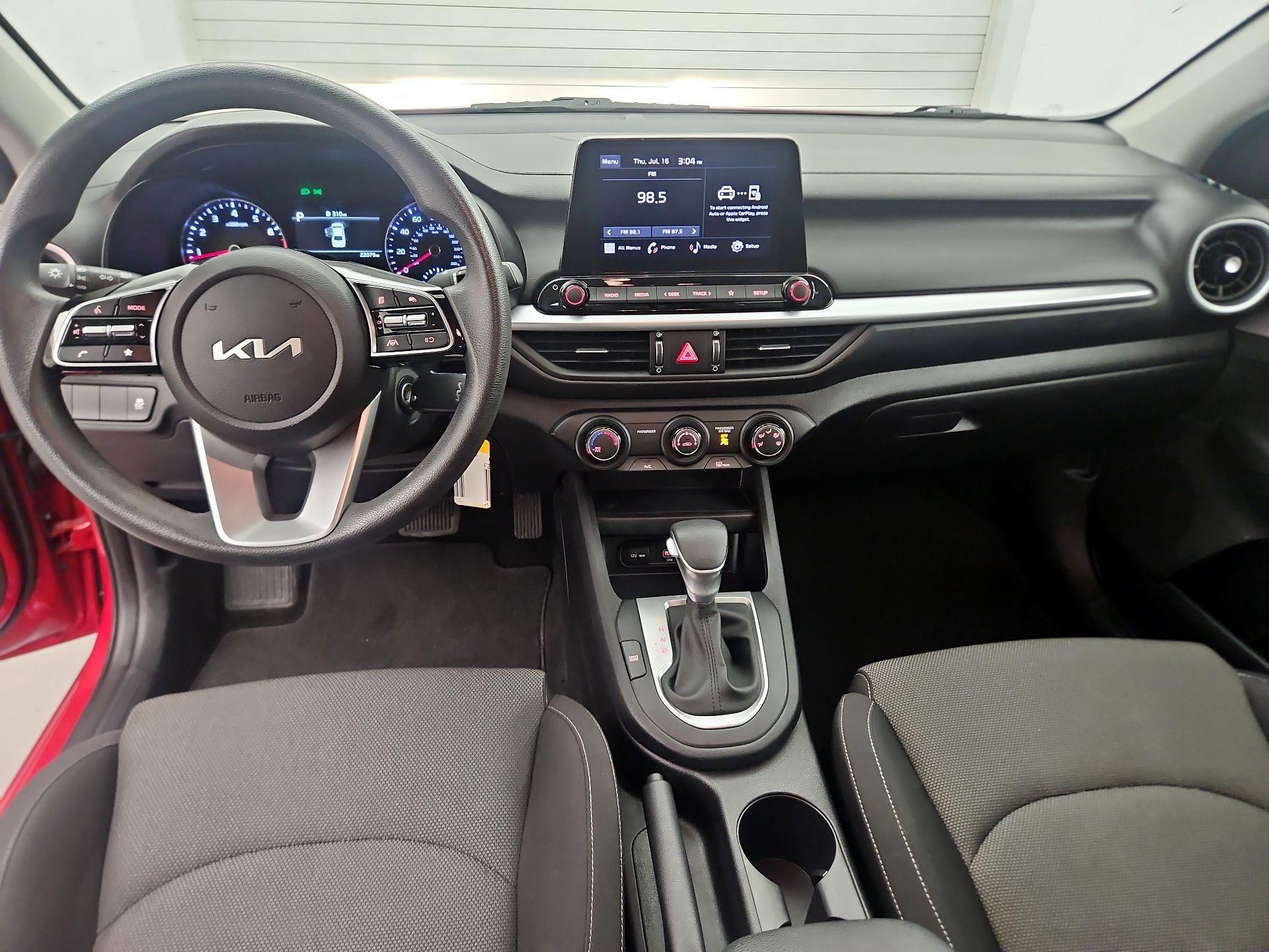 Thumbnail: 2024 Kia Forte - 9