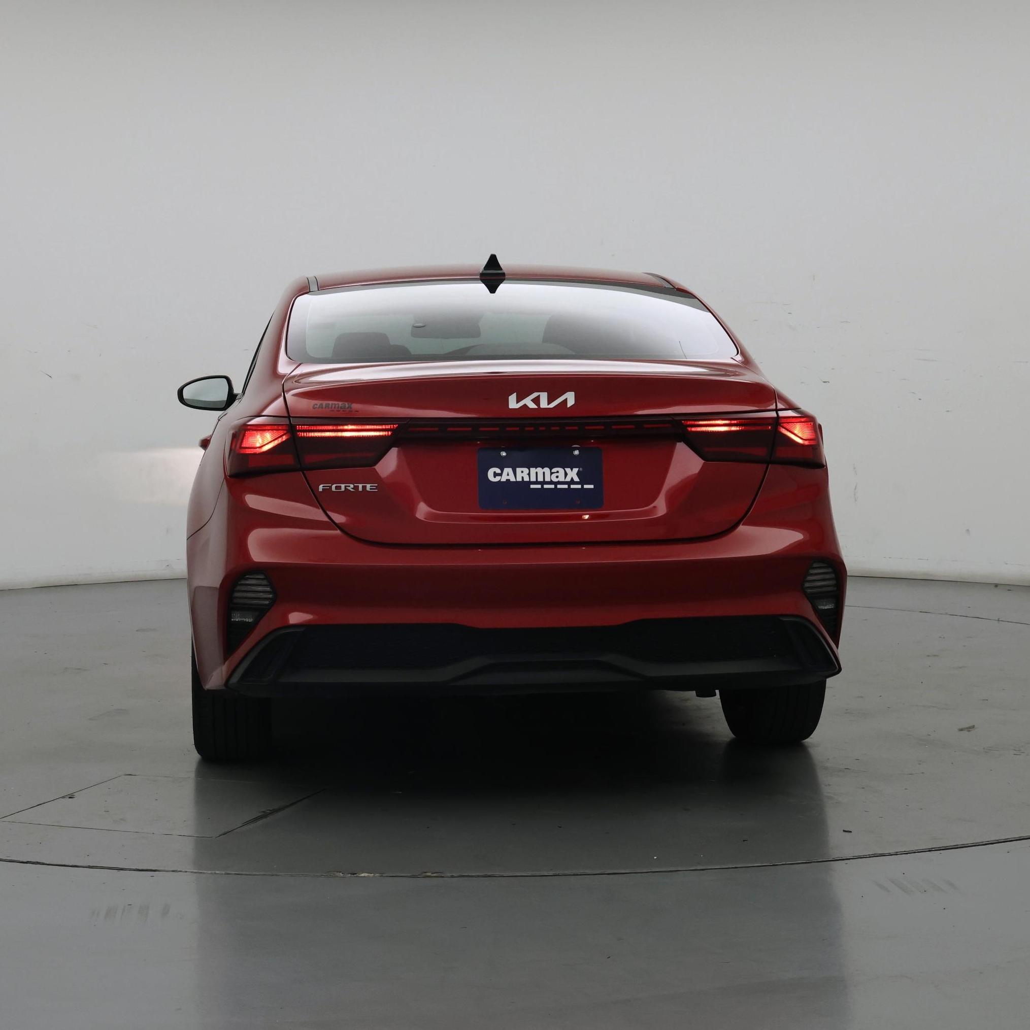 Thumbnail: 2024 Kia Forte - 6