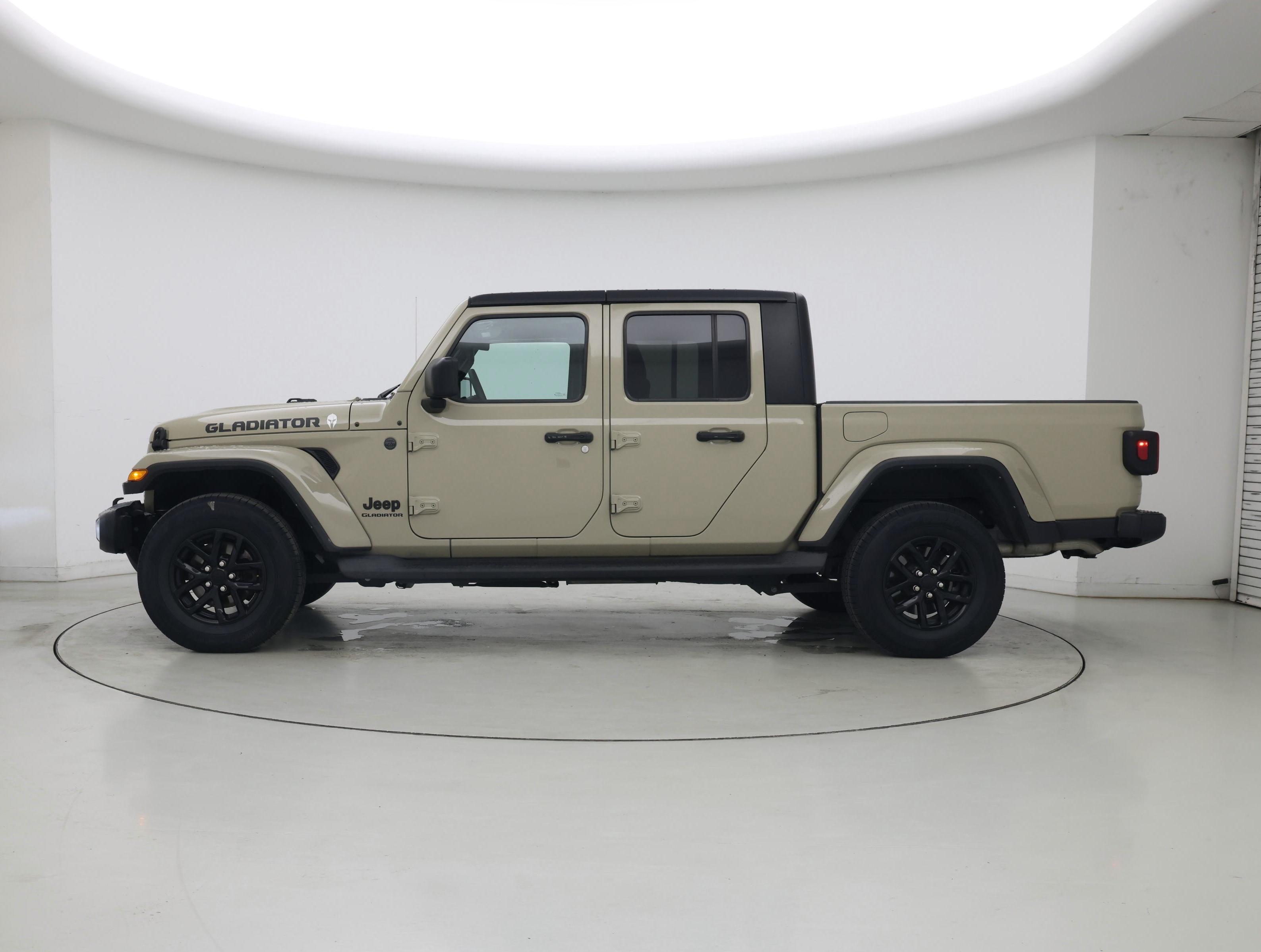 Thumbnail: 2022 Jeep Gladiator - 3