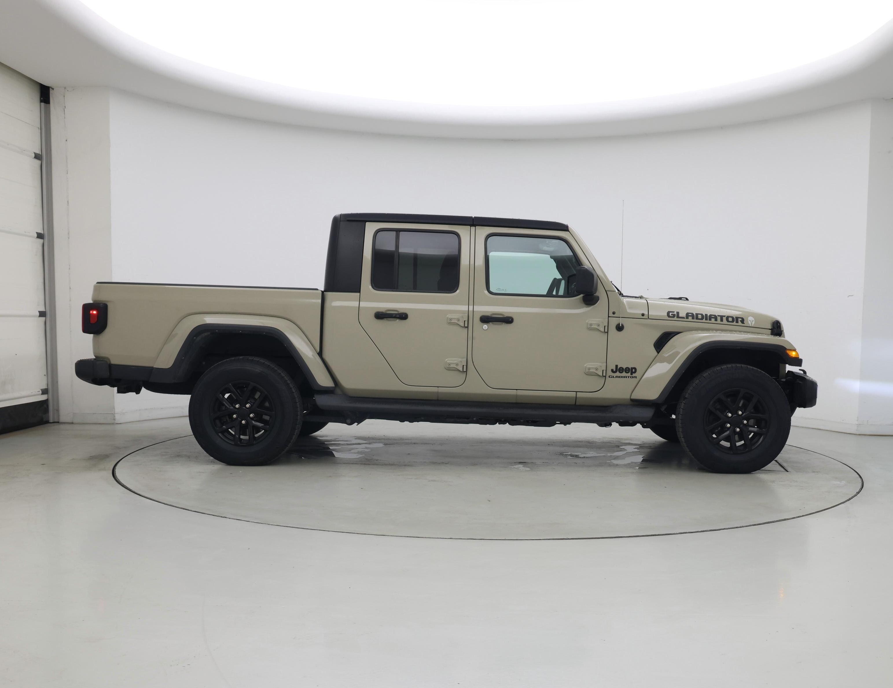 Thumbnail: 2022 Jeep Gladiator - 7