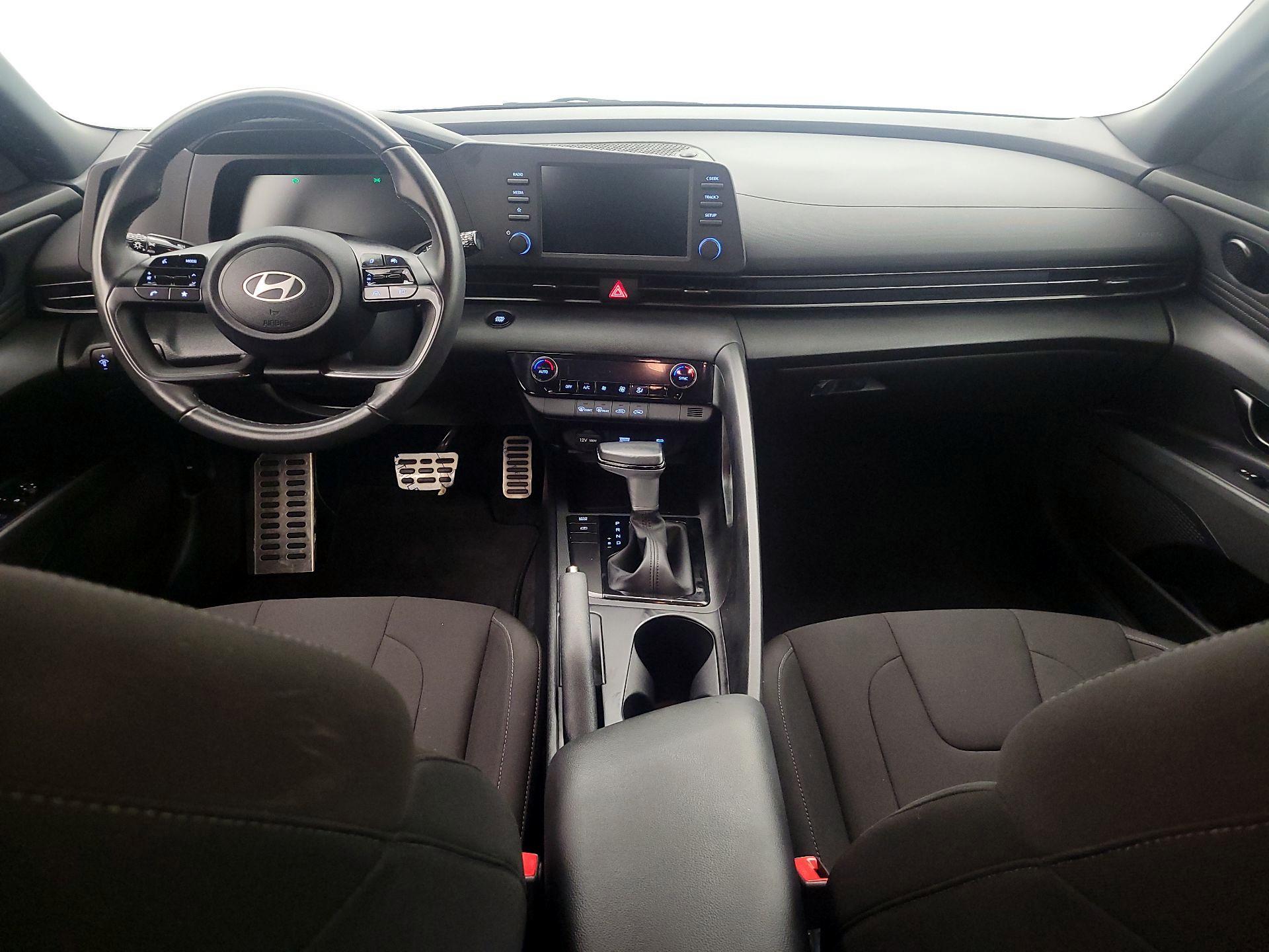 Thumbnail: 2025 Hyundai Elantra - 9