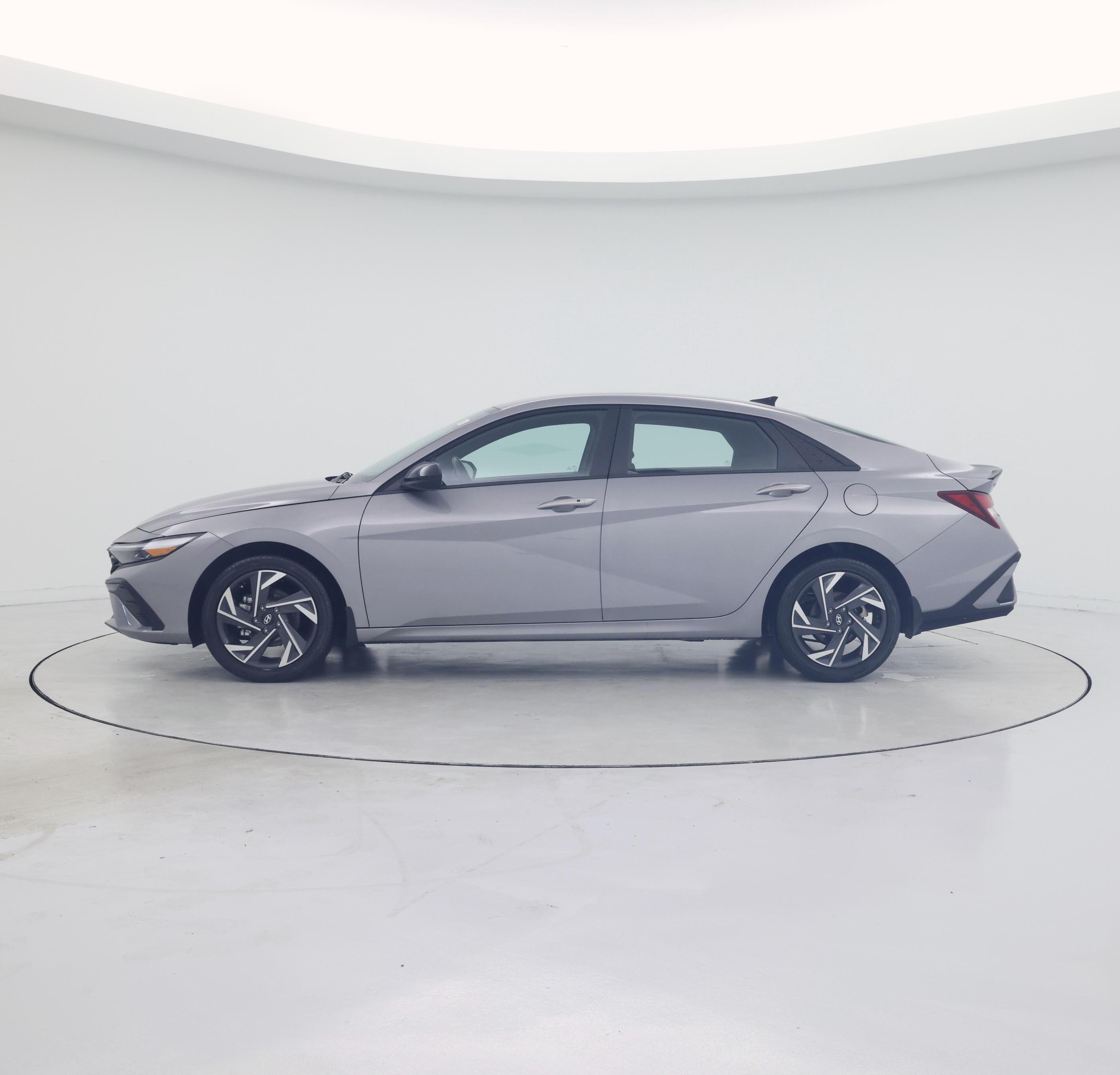 Thumbnail: 2025 Hyundai Elantra - 3