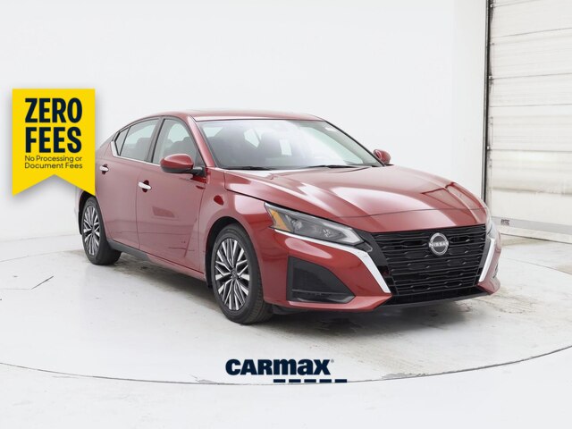 Red 2023 Nissan Altima Sedan Front-Wheel Drive Automatic