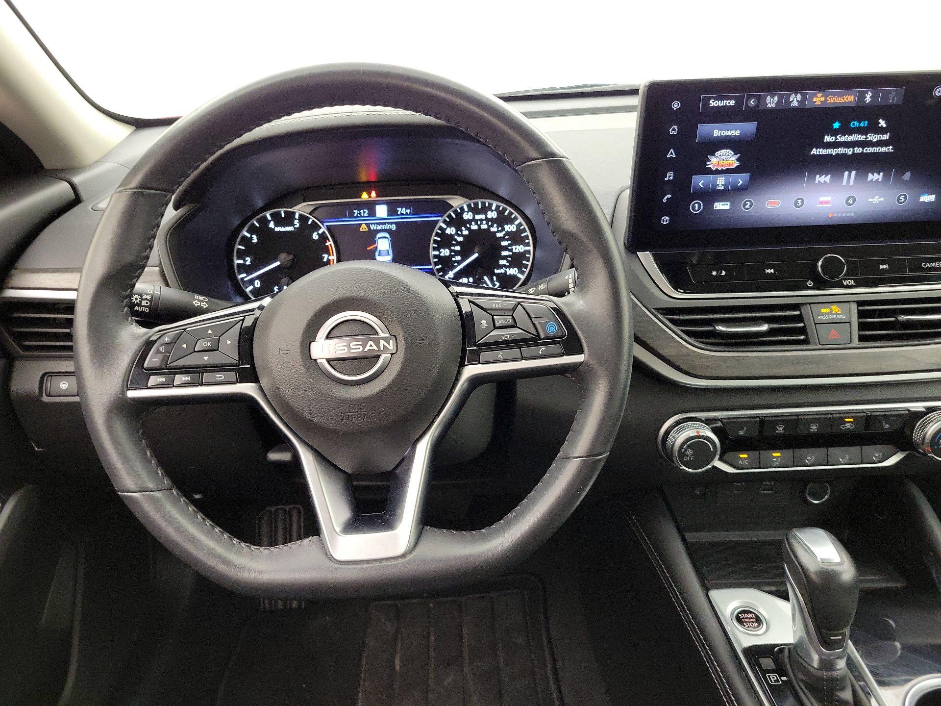 Thumbnail: 2023 Nissan Altima - 10