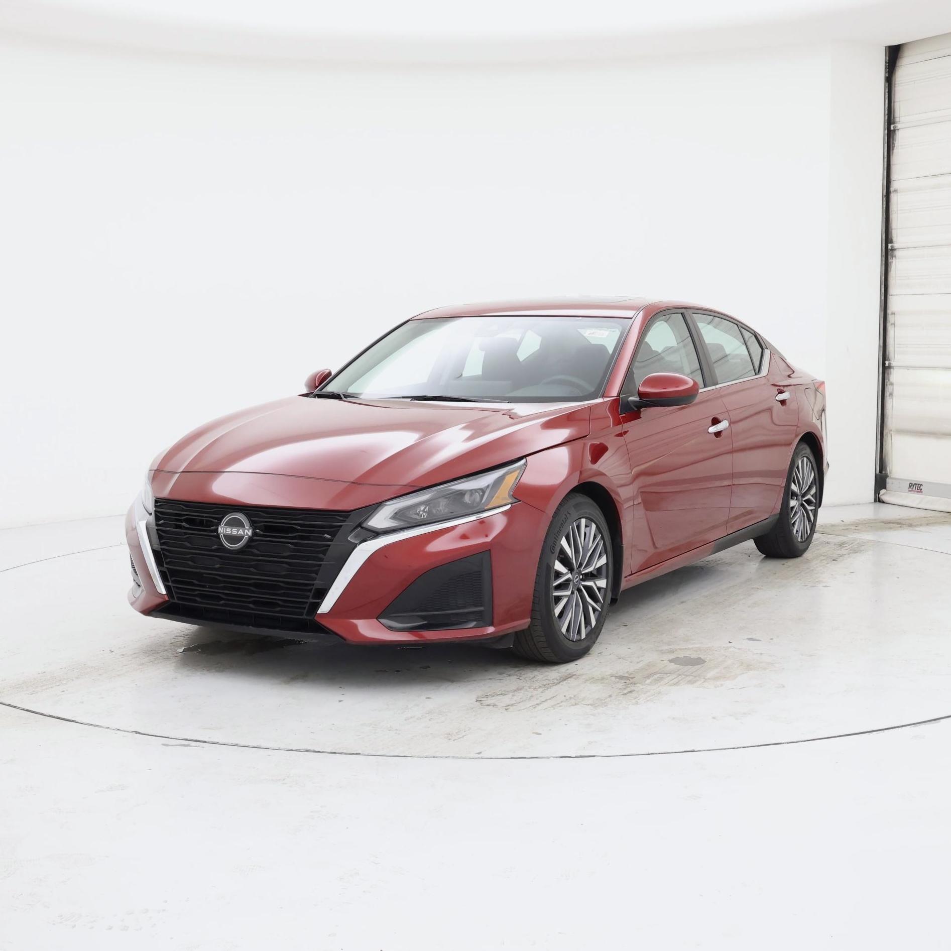 Thumbnail: 2023 Nissan Altima - 4