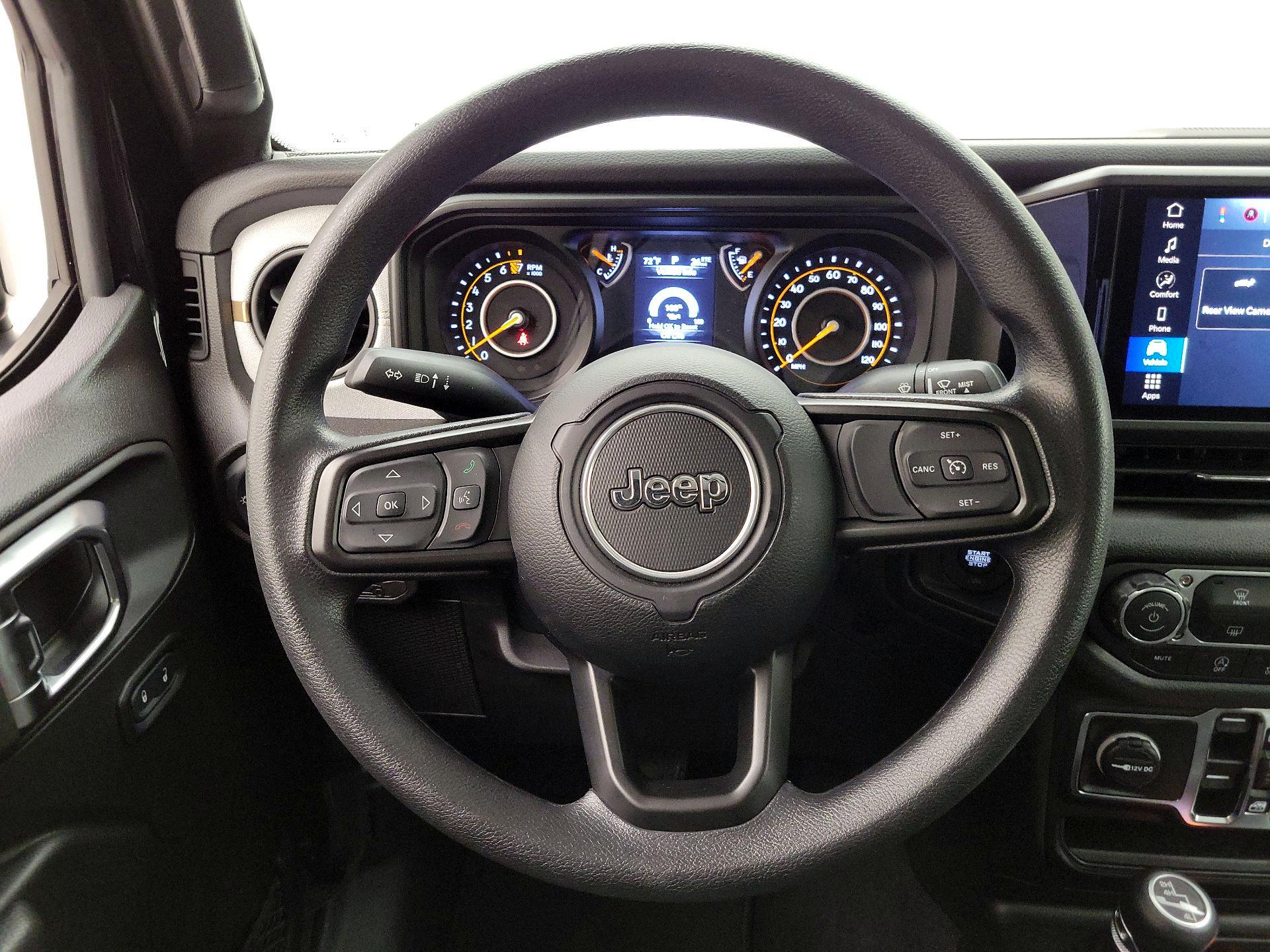 Thumbnail: 2025 Jeep Gladiator - 10