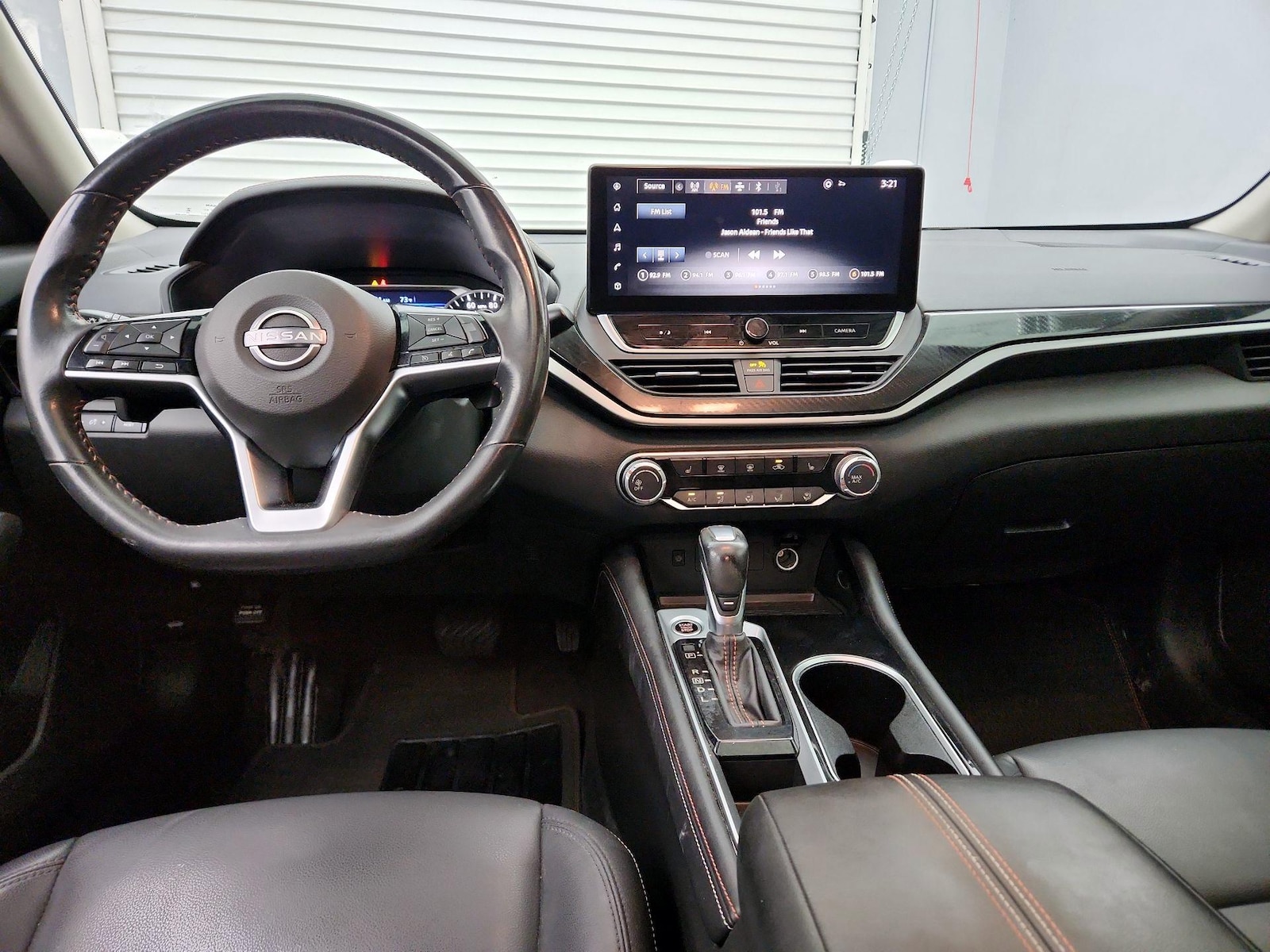 2024 Nissan Altima SR - Photo 10