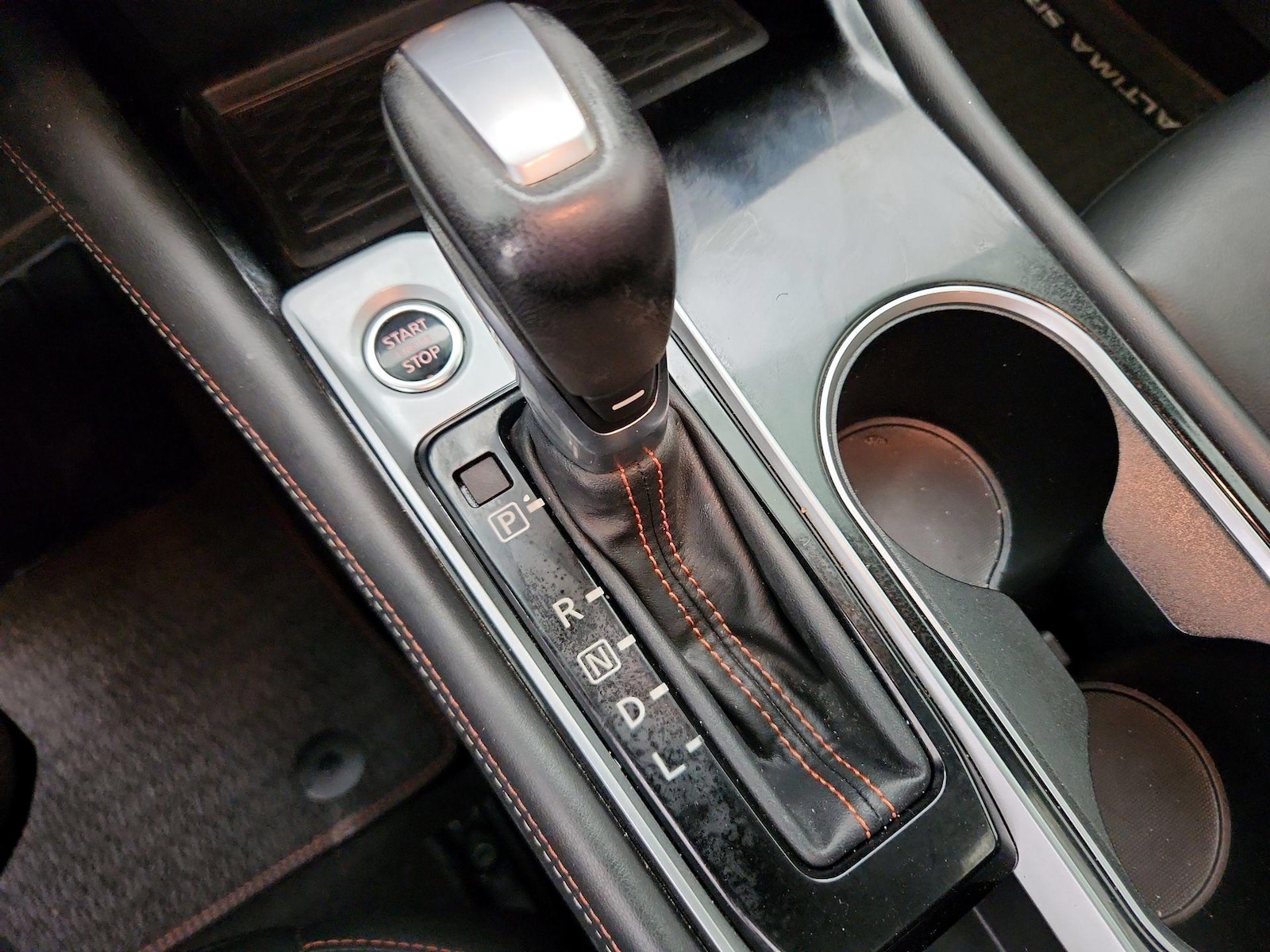 2024 Nissan Altima SR - Photo 19
