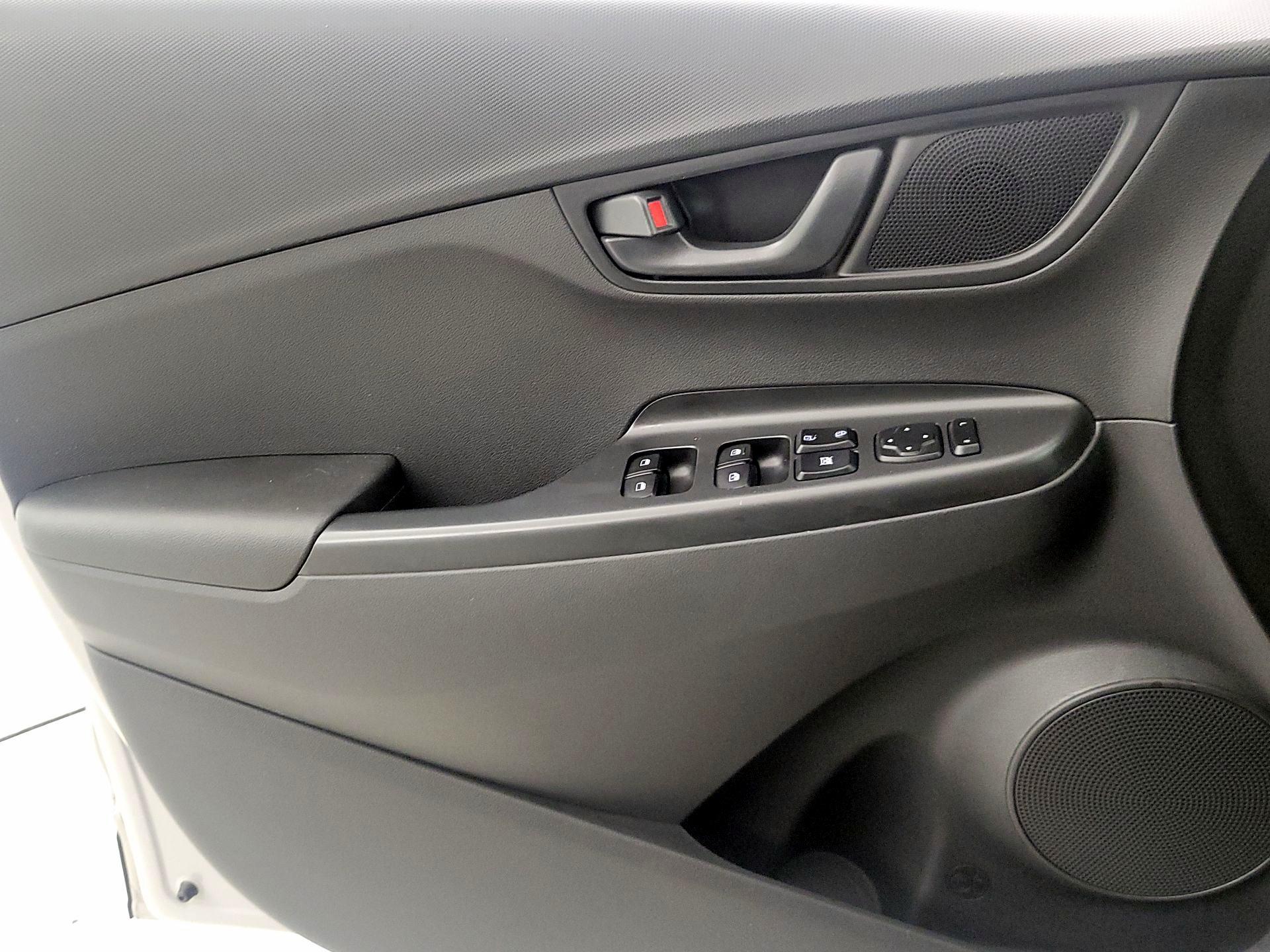 Thumbnail: 2023 Hyundai Kona - 12