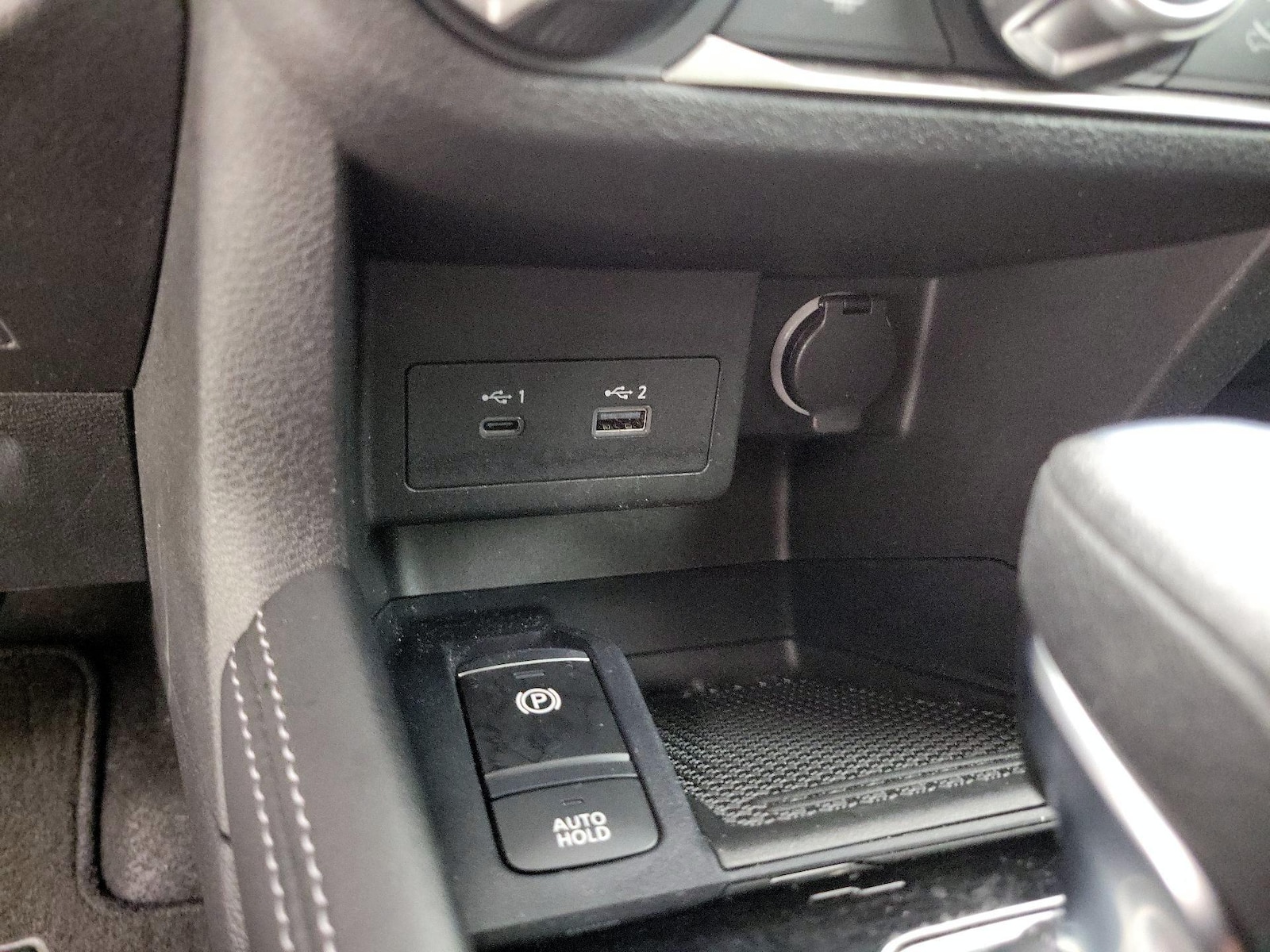 2023 Nissan Kicks SV - Photo 19