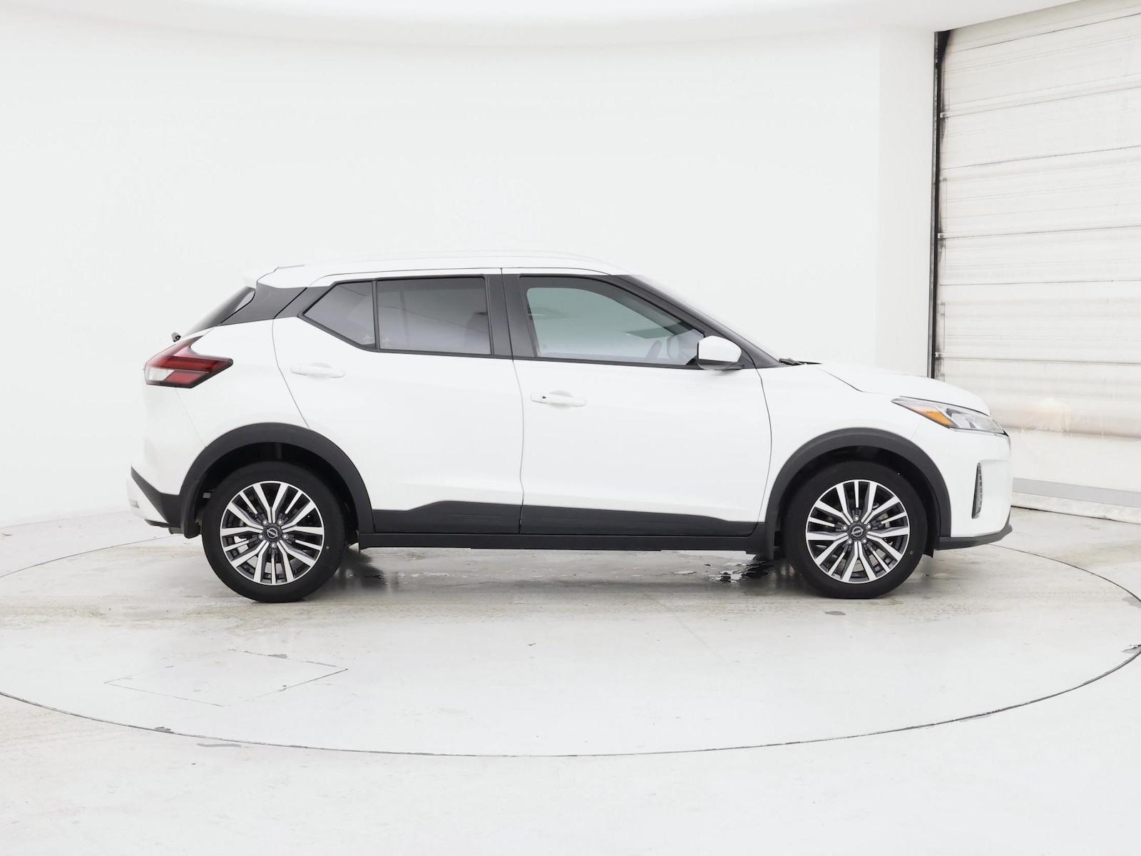 2023 Nissan Kicks SV - Photo 8