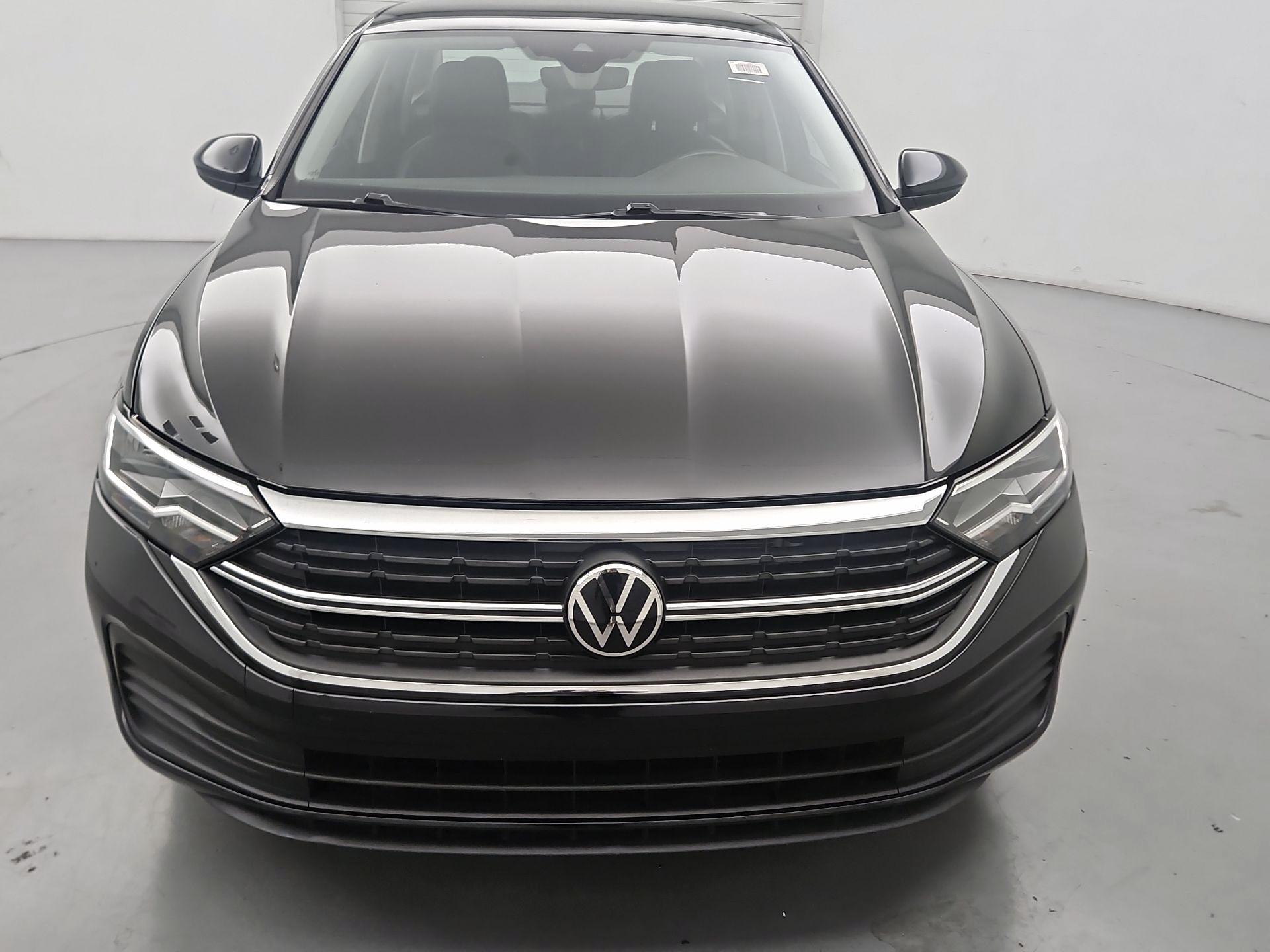 Thumbnail: 2024 Volkswagen Jetta - 2