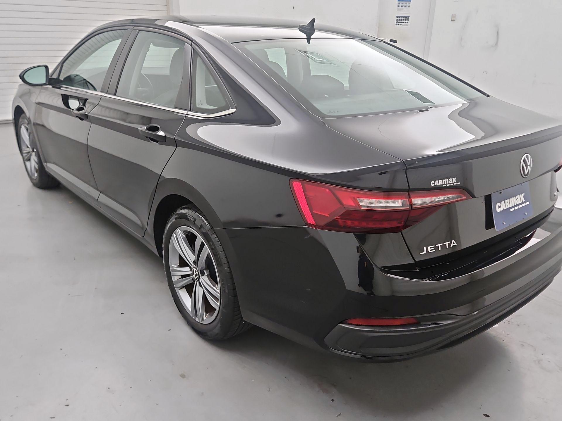 Thumbnail: 2024 Volkswagen Jetta - 7