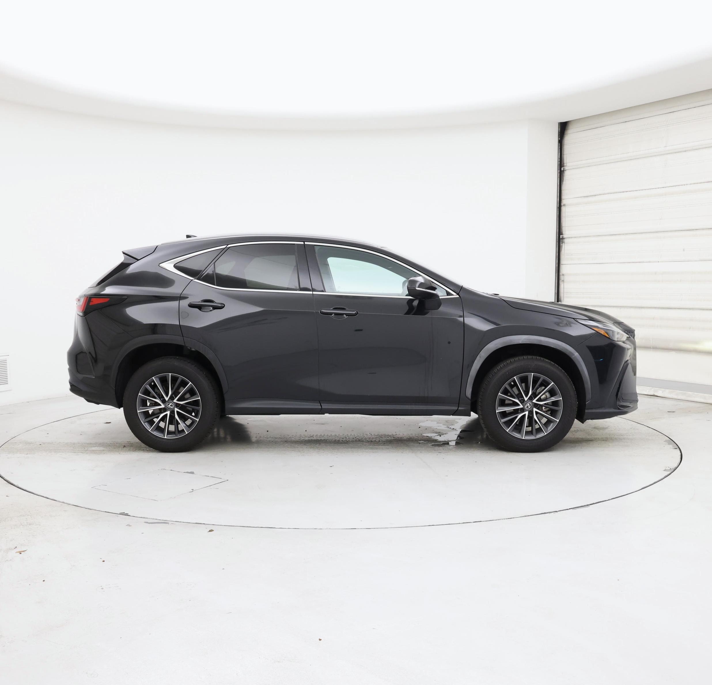 Thumbnail: 2023 Lexus NX - 7