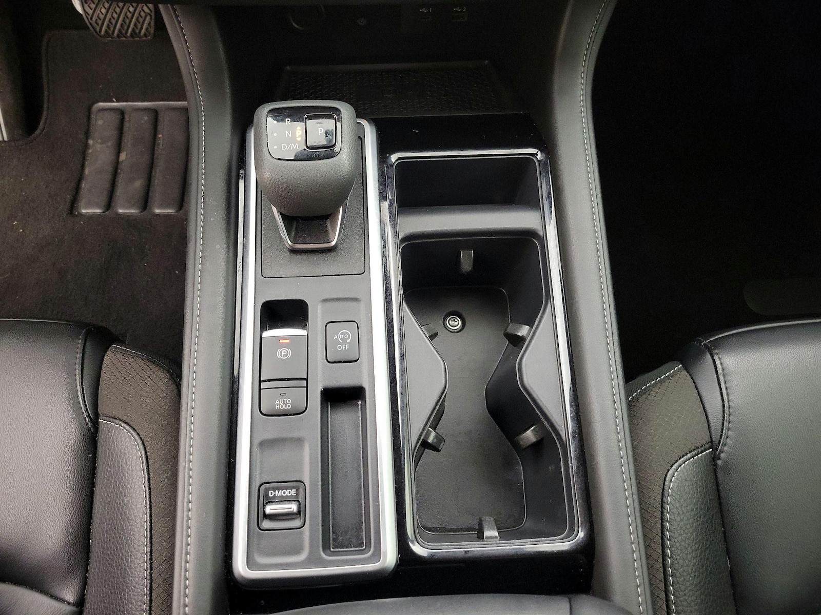 2024 Nissan Pathfinder SL - Photo 18