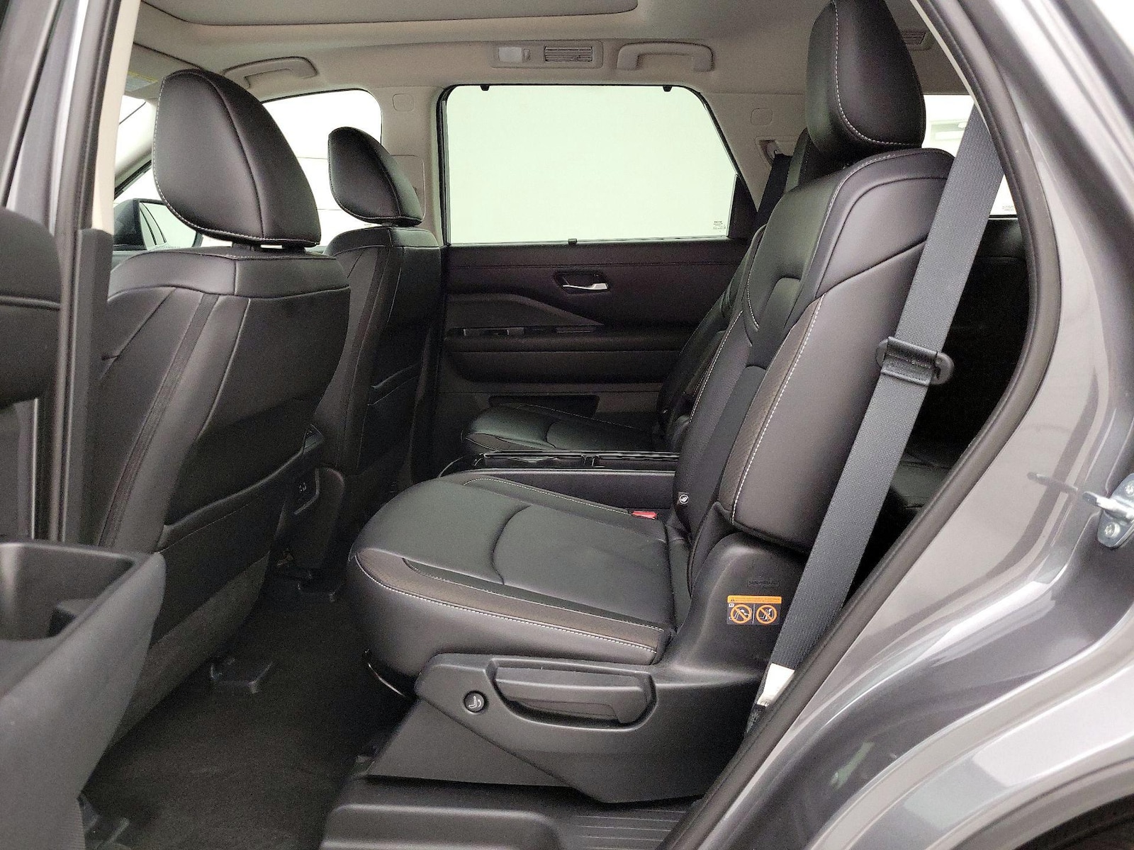 2024 Nissan Pathfinder SL - Photo 20