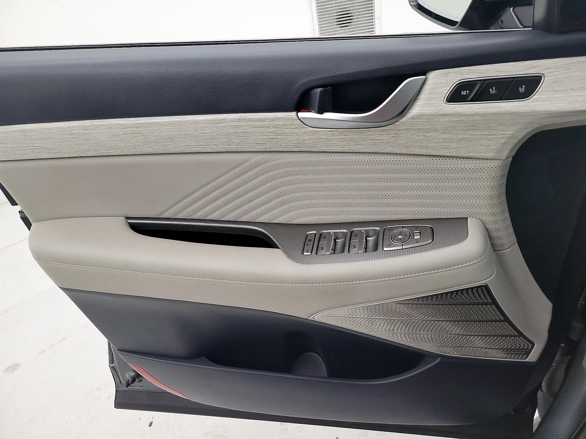 Thumbnail: 2023 Hyundai Palisade - 12