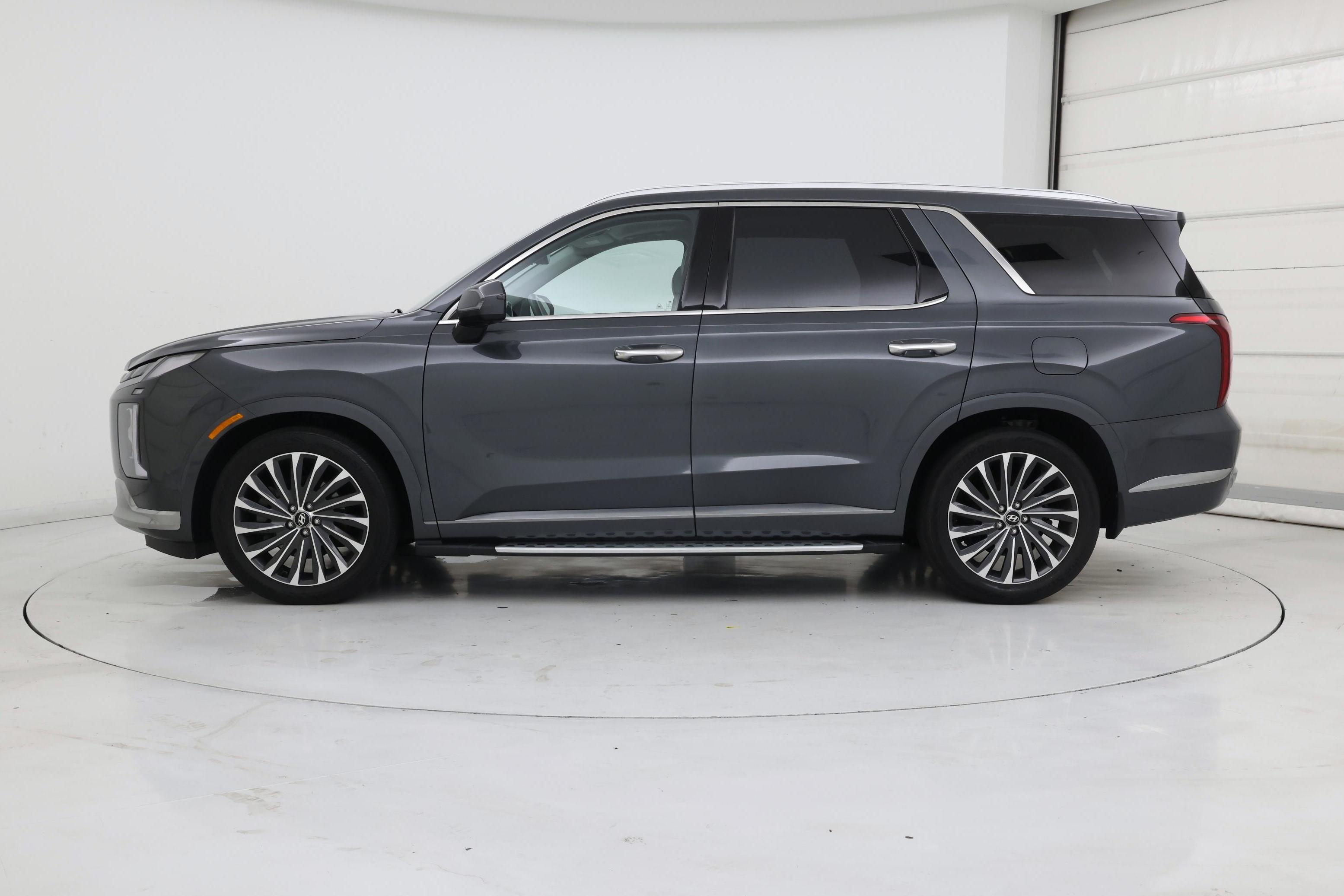 Thumbnail: 2023 Hyundai Palisade - 3