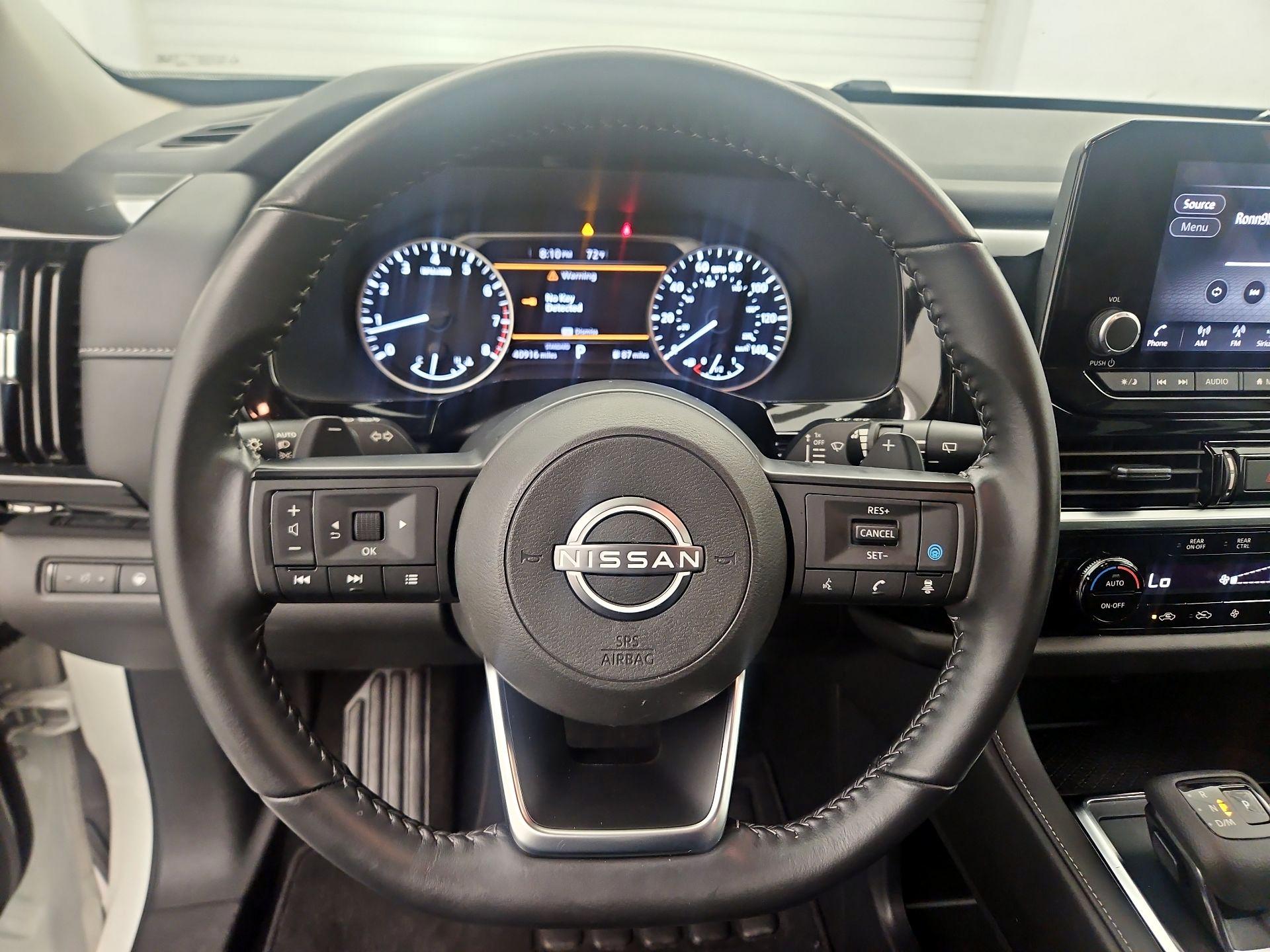 Thumbnail: 2024 Nissan Pathfinder - 10