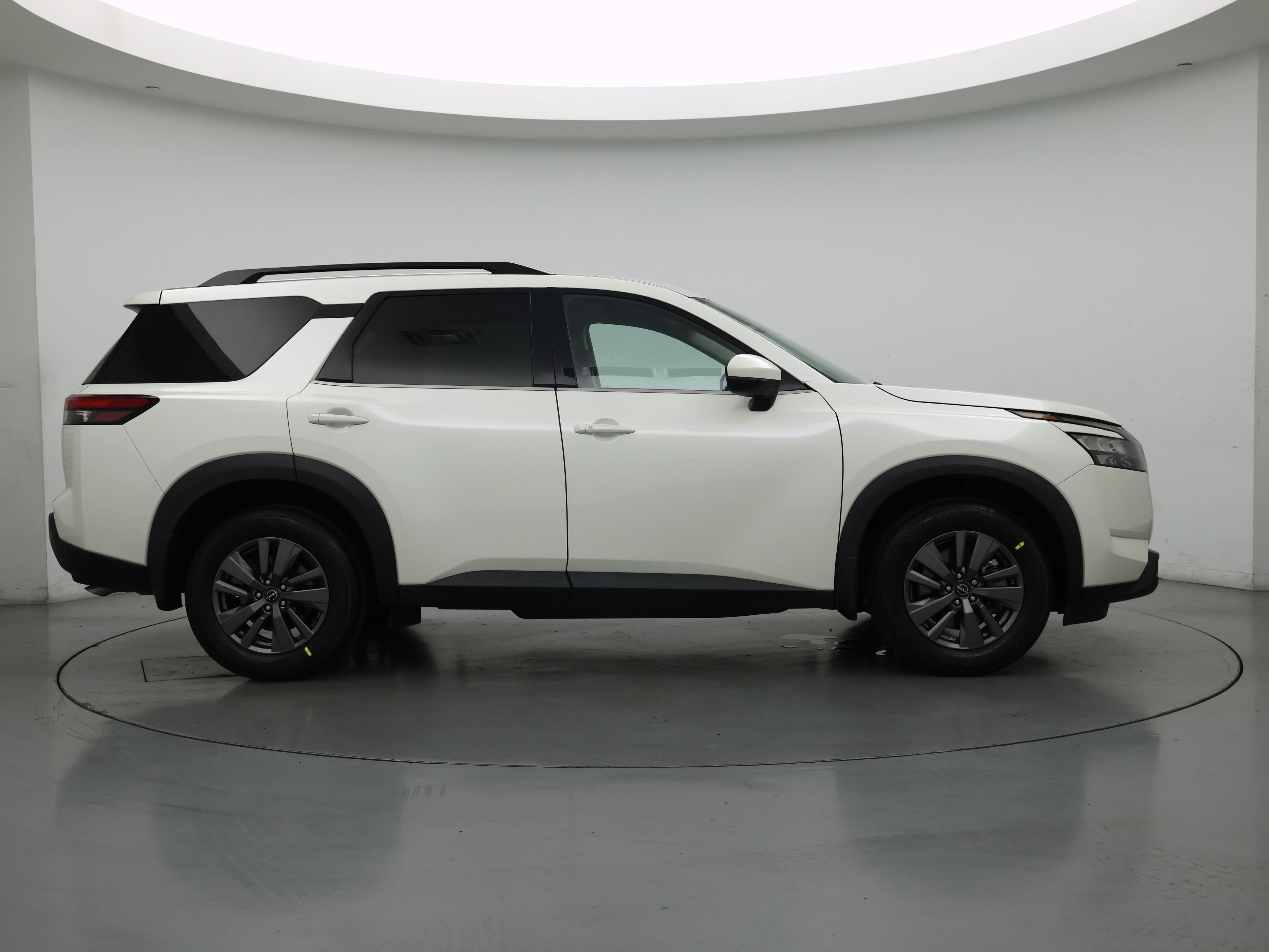 Thumbnail: 2024 Nissan Pathfinder - 7