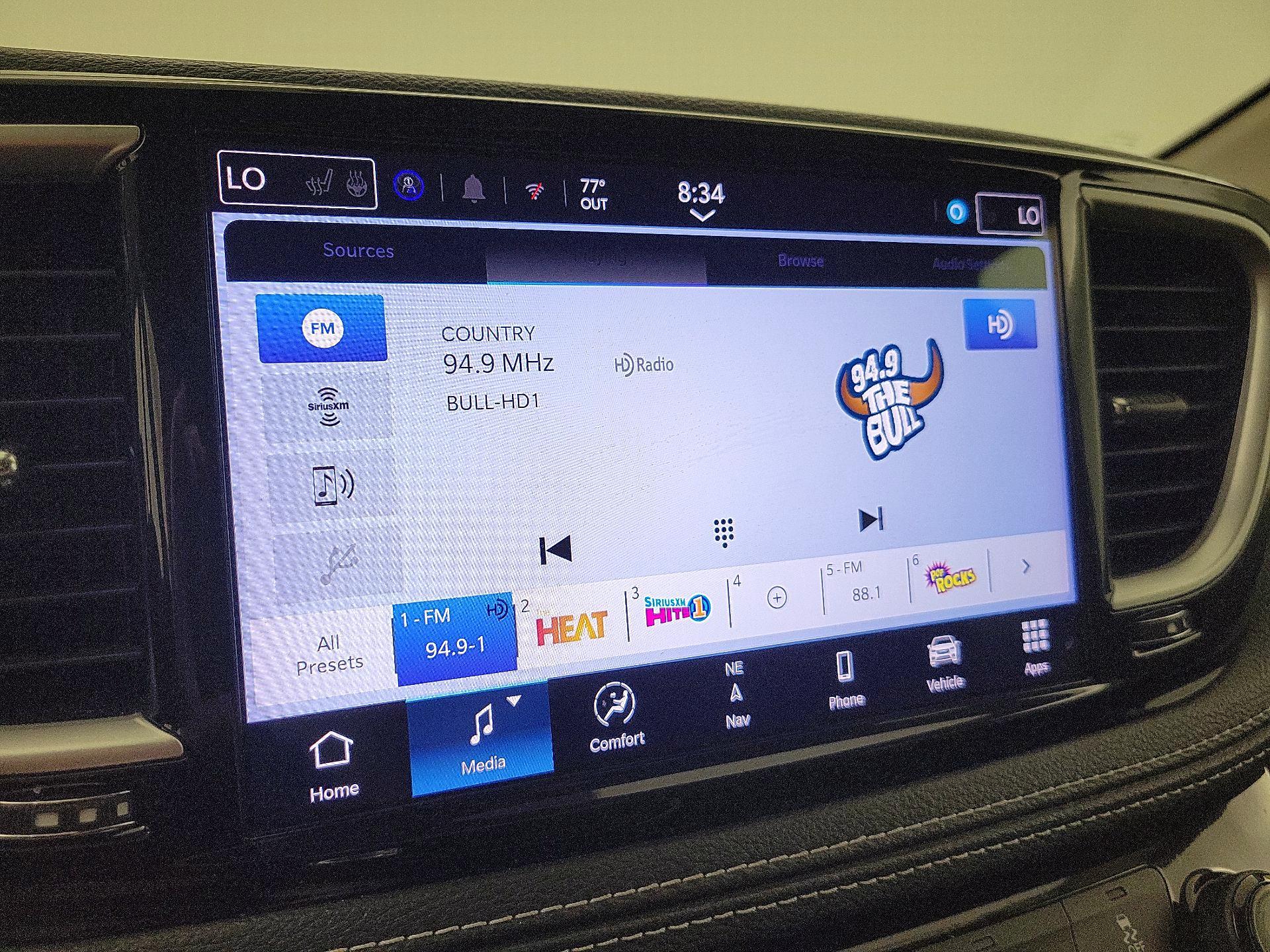 Thumbnail: 2024 Chrysler Pacifica - 16